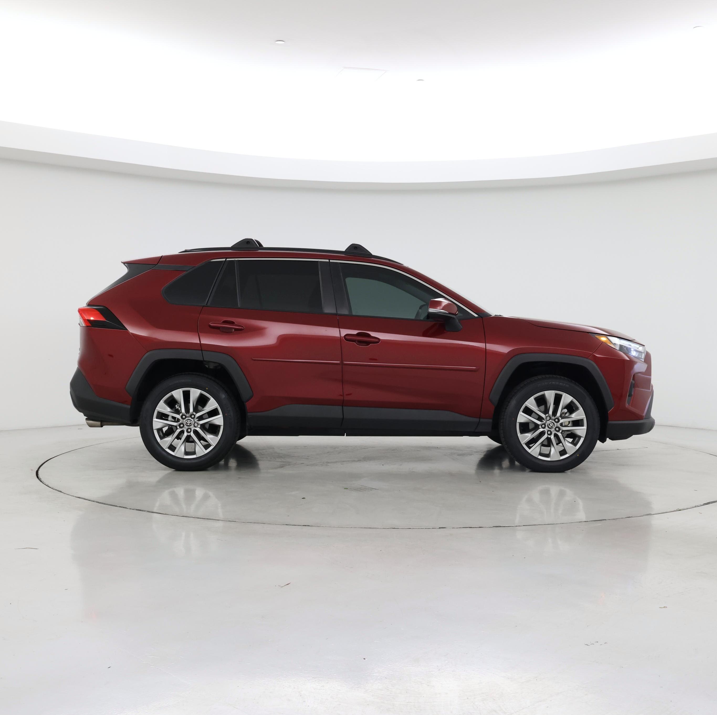 Thumbnail: 2022 Toyota RAV4 - 7