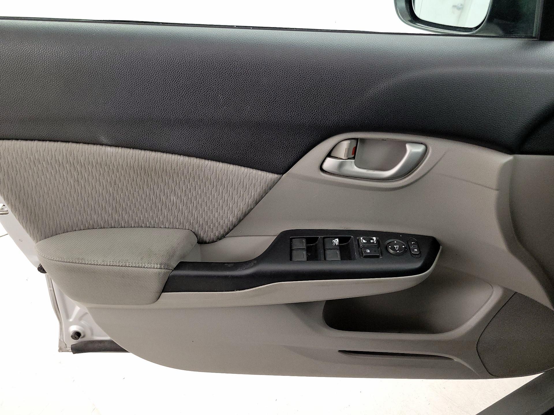 Thumbnail: 2014 Honda Civic - 12