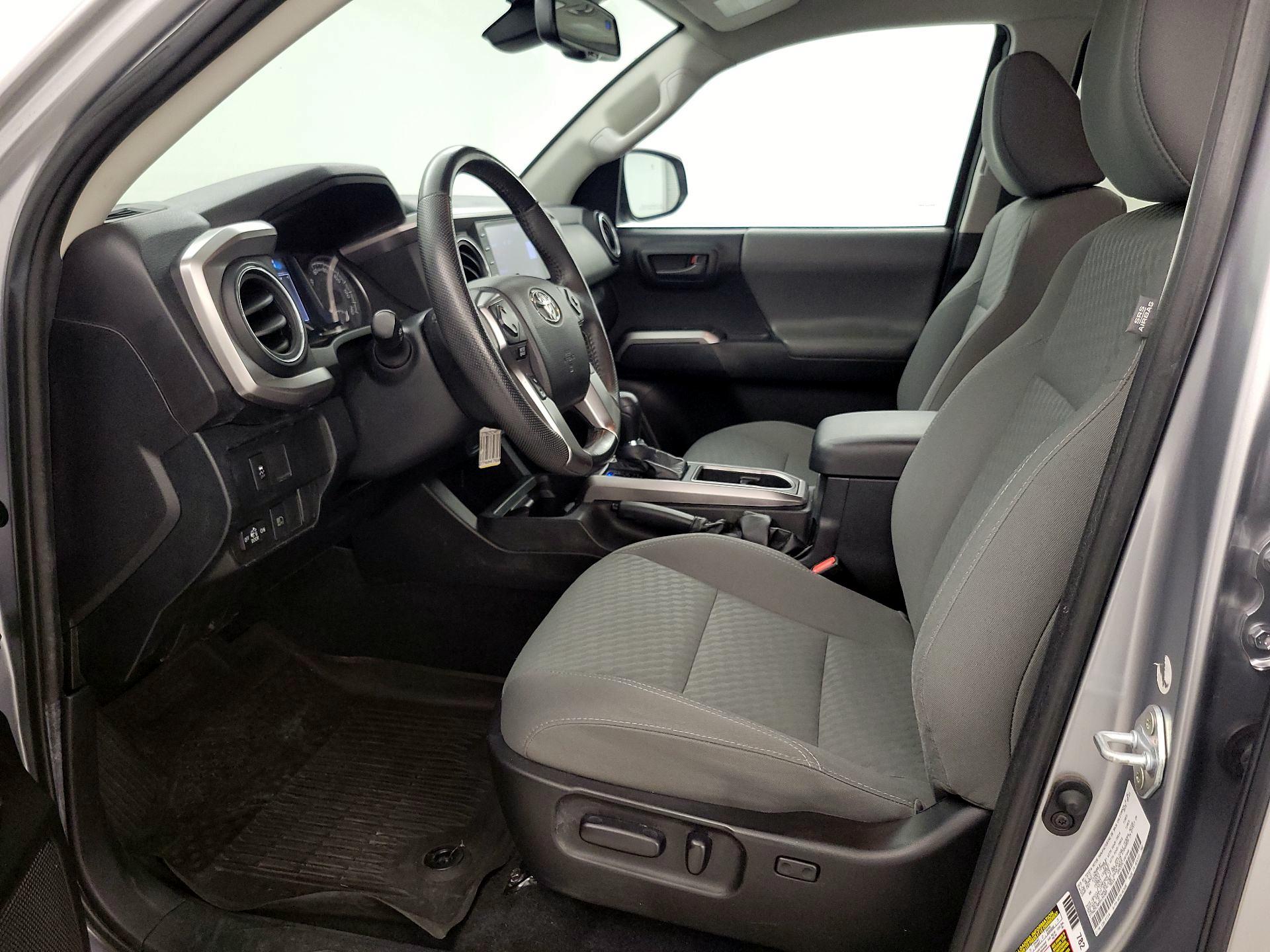 Thumbnail: 2021 Toyota Tacoma - 11