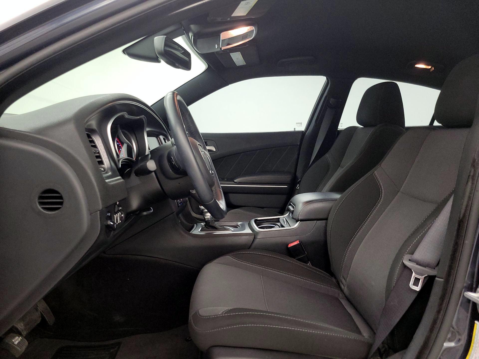 Thumbnail: 2016 Dodge Charger - 11