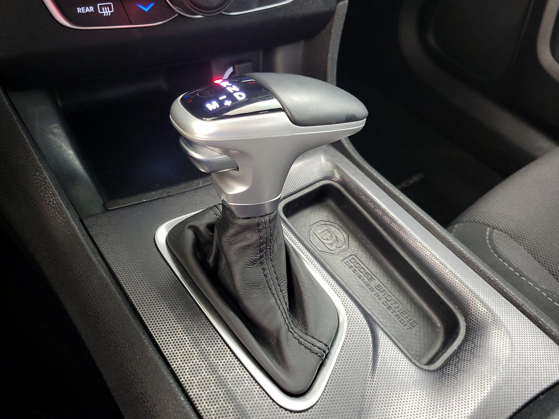 Thumbnail: 2016 Dodge Charger - 16