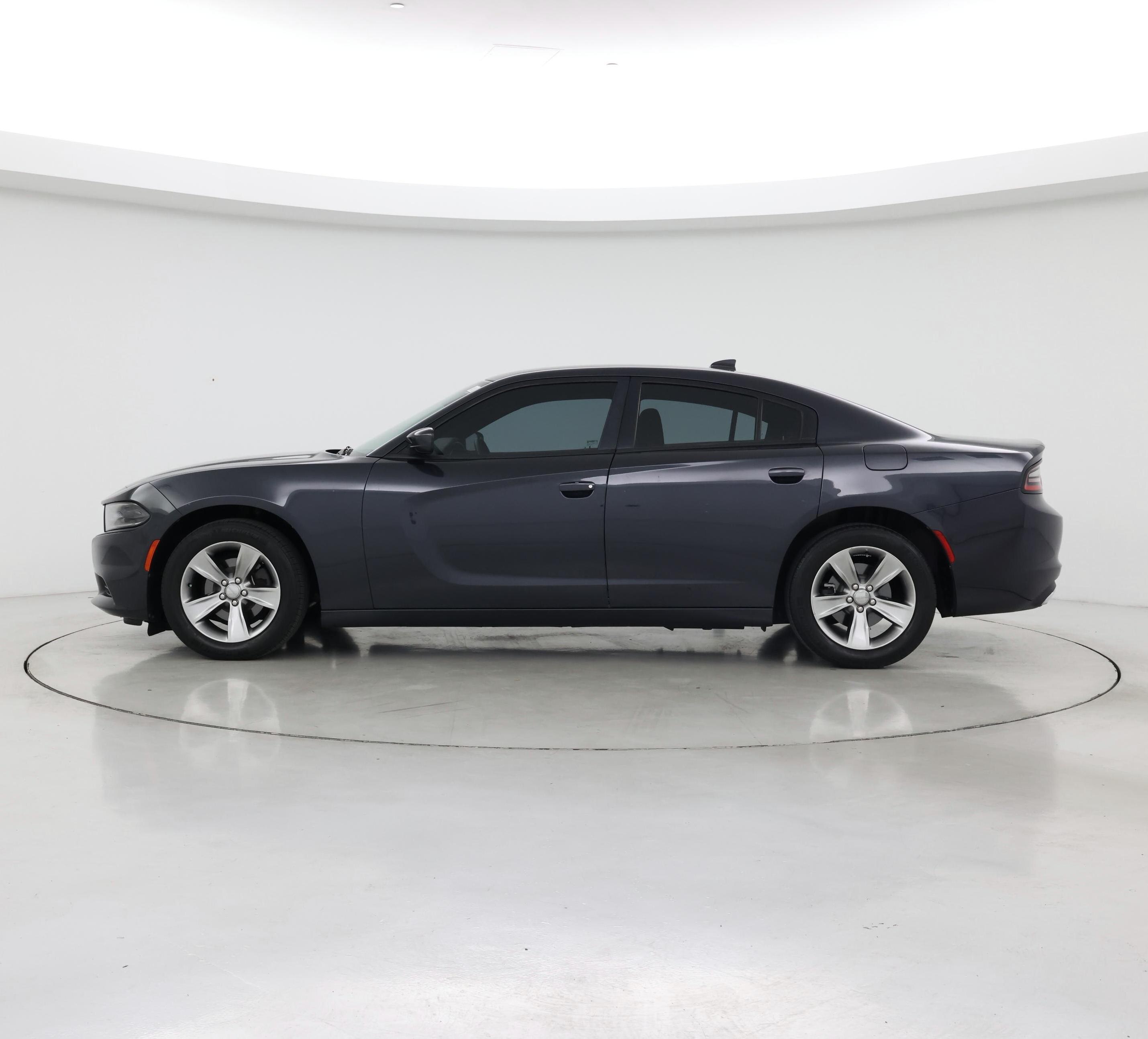 Thumbnail: 2016 Dodge Charger - 3