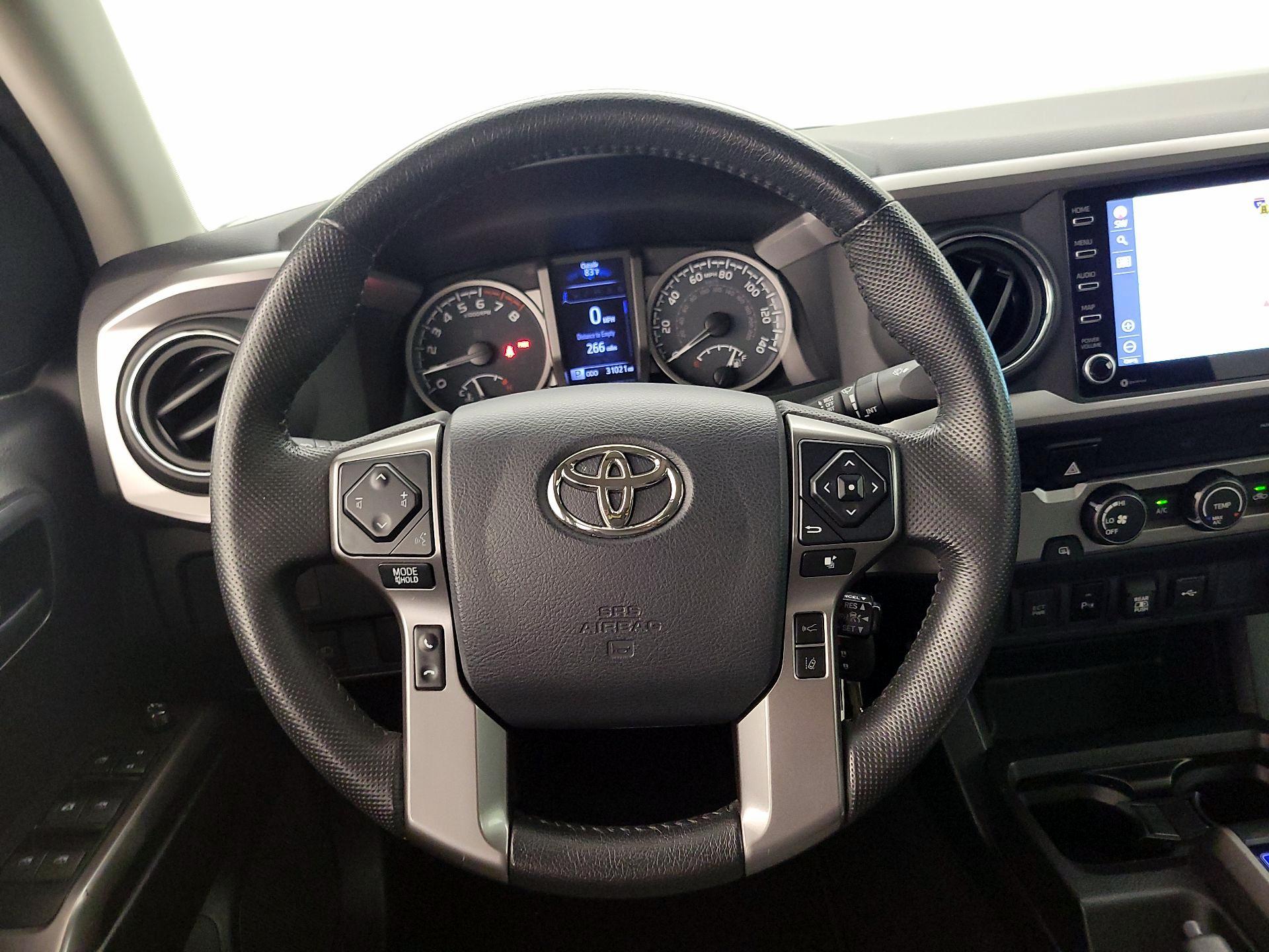Thumbnail: 2020 Toyota Tacoma - 10