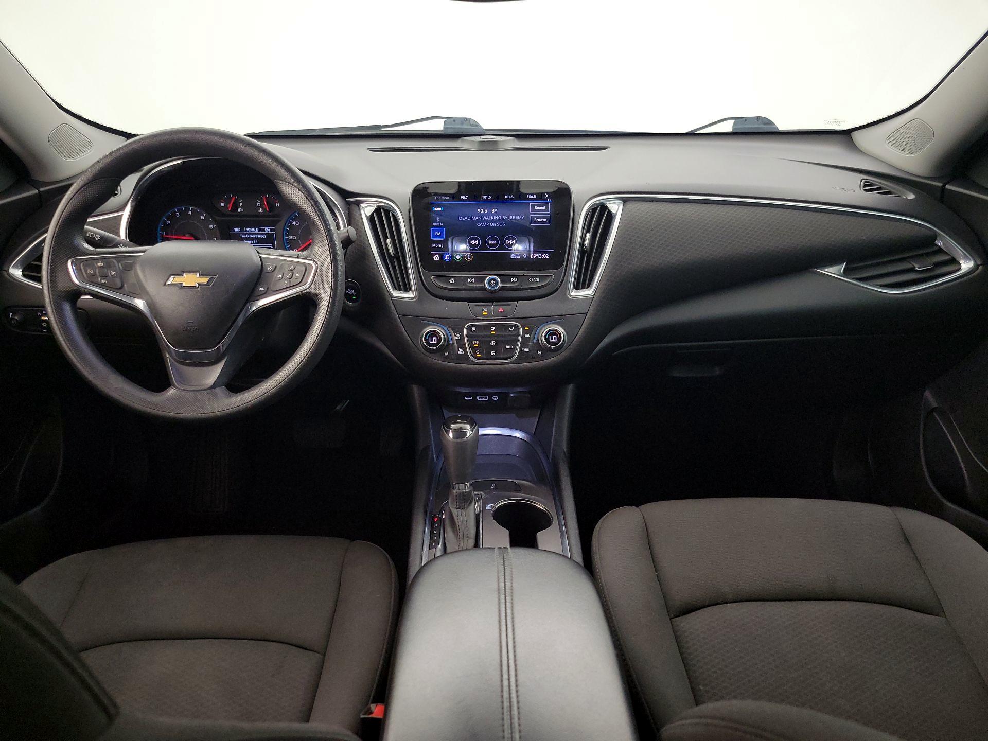 Thumbnail: 2020 Chevrolet Malibu - 9