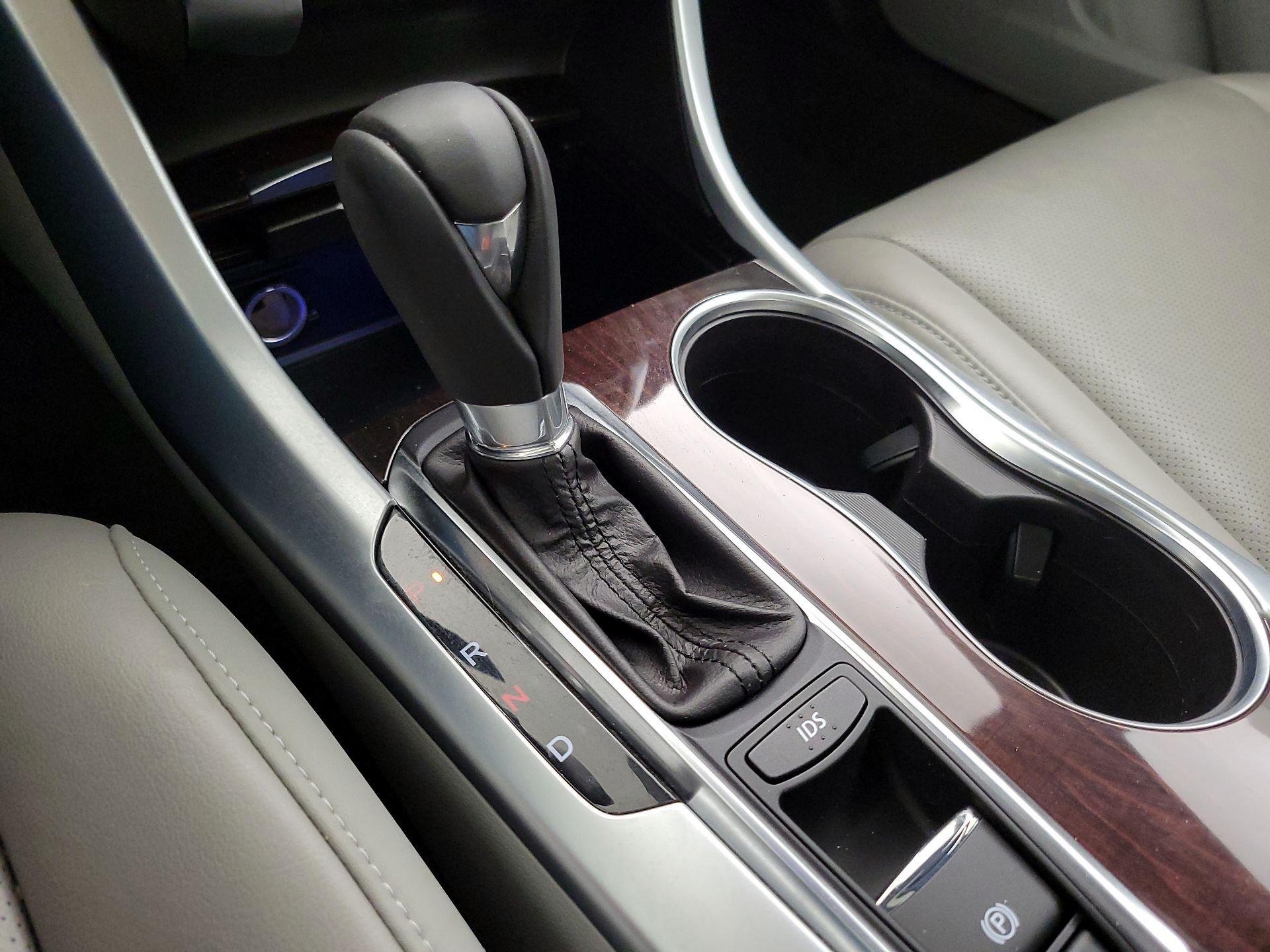 Thumbnail: 2015 Acura TLX - 18