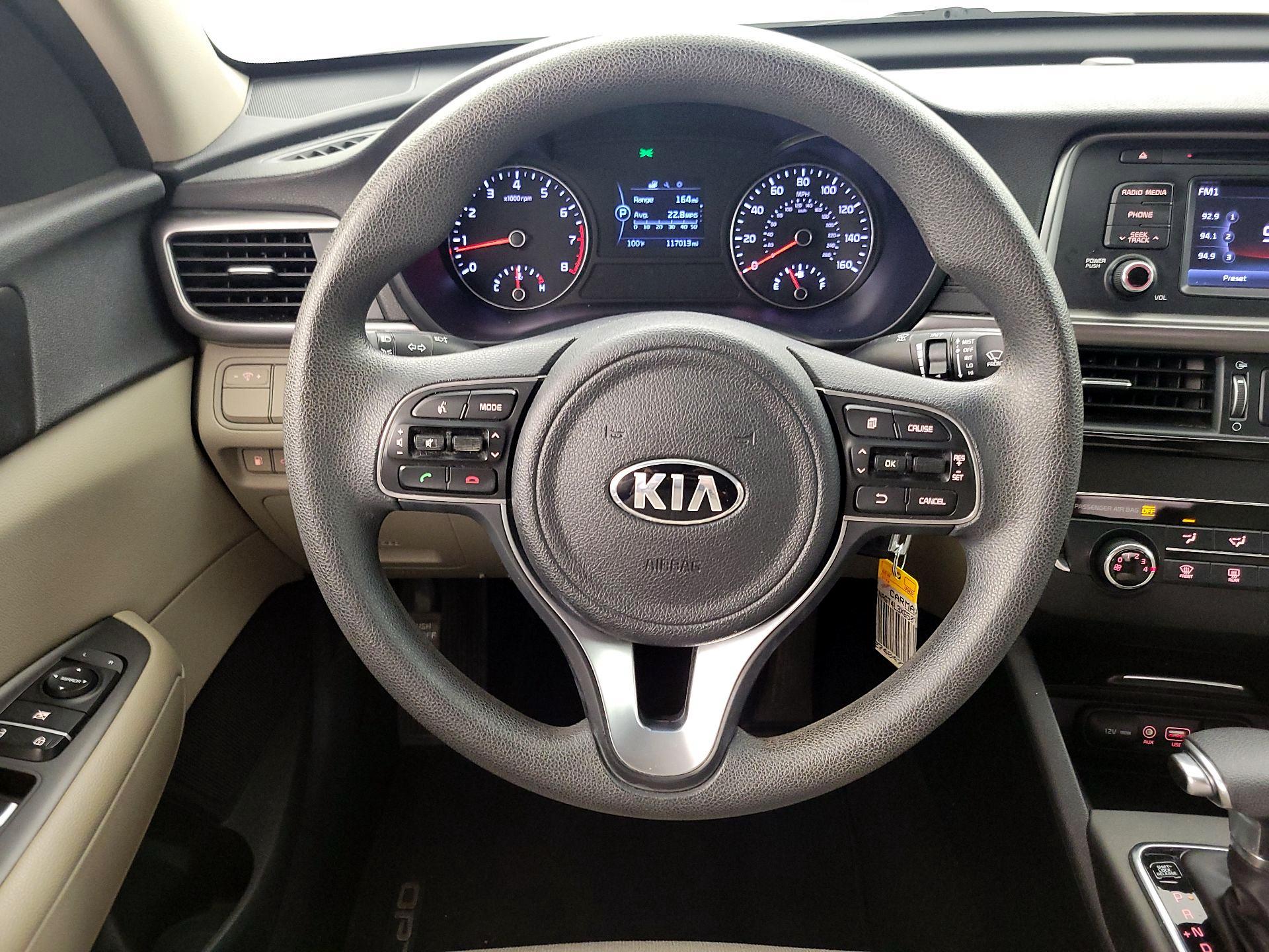 Thumbnail: 2016 Kia Optima - 10