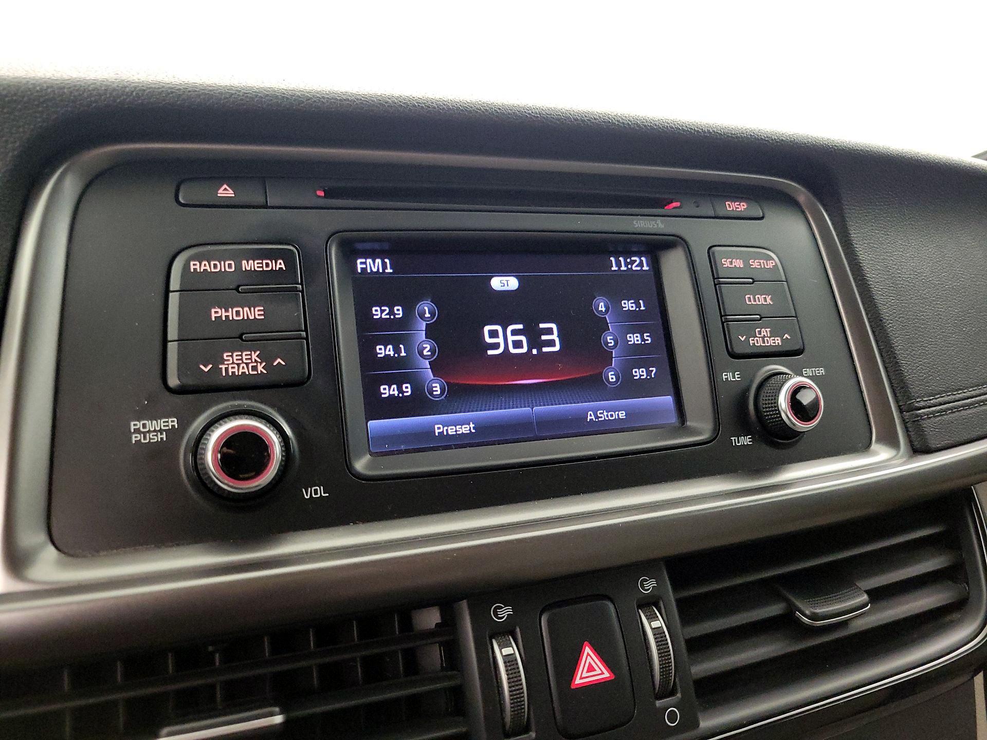 Thumbnail: 2016 Kia Optima - 15