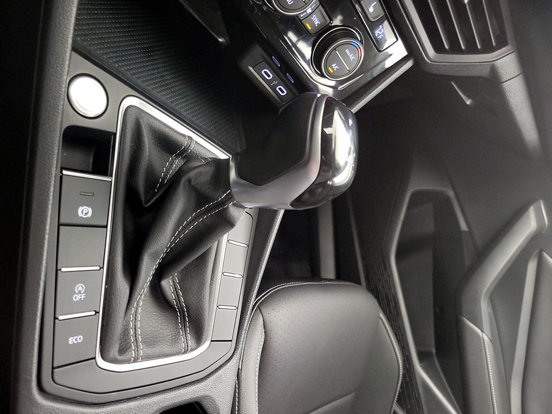 Thumbnail: 2022 Volkswagen Jetta - 17