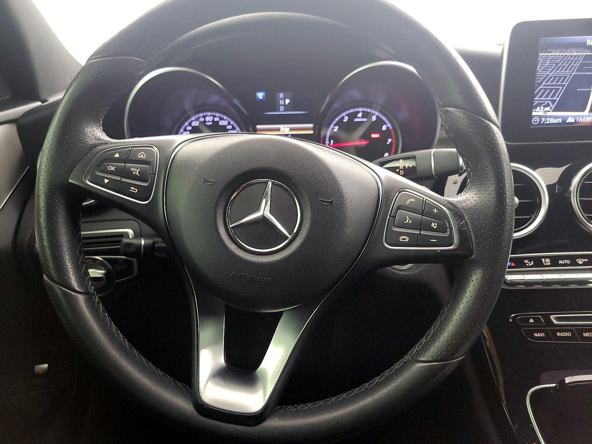 Thumbnail: 2018 Mercedes-Benz C-Class - 10
