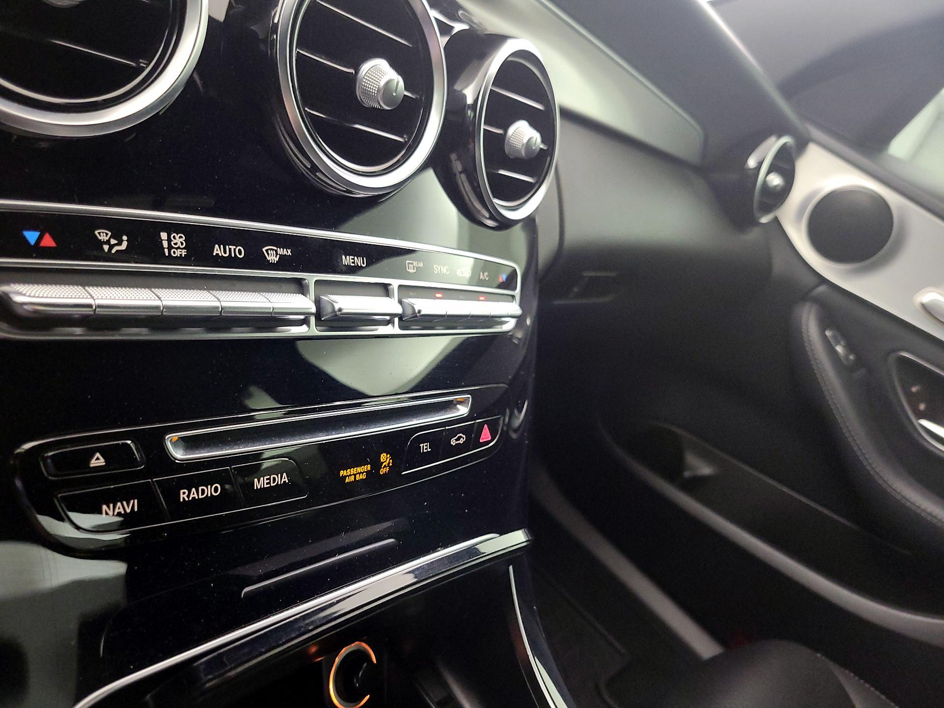 Thumbnail: 2018 Mercedes-Benz C-Class - 17