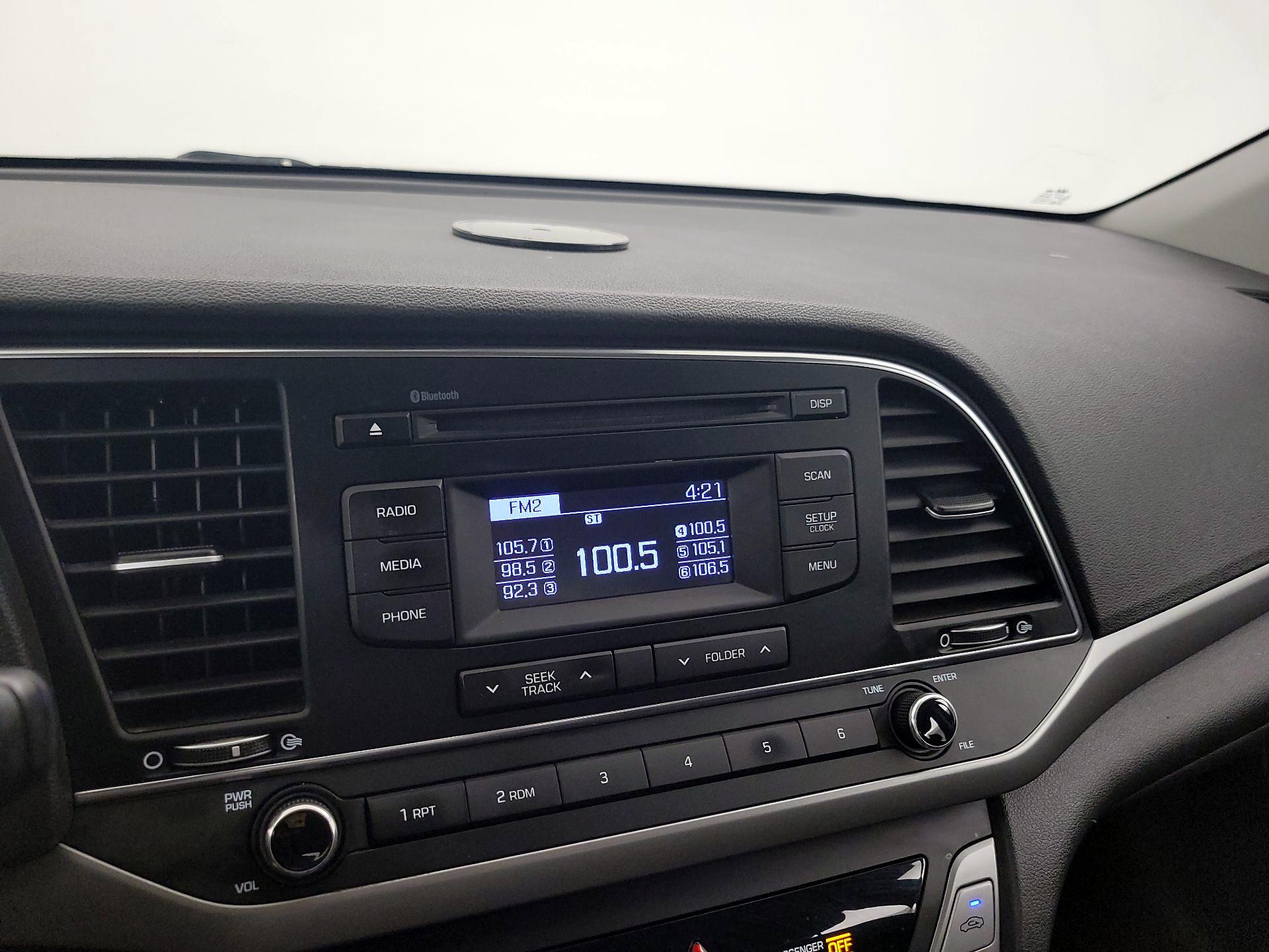 Thumbnail: 2018 Hyundai Elantra - 14