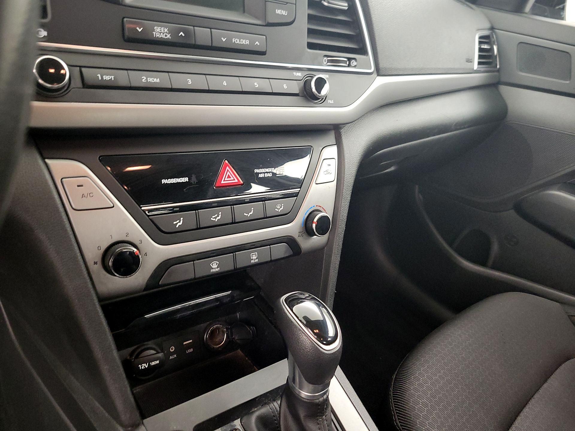 Thumbnail: 2018 Hyundai Elantra - 15