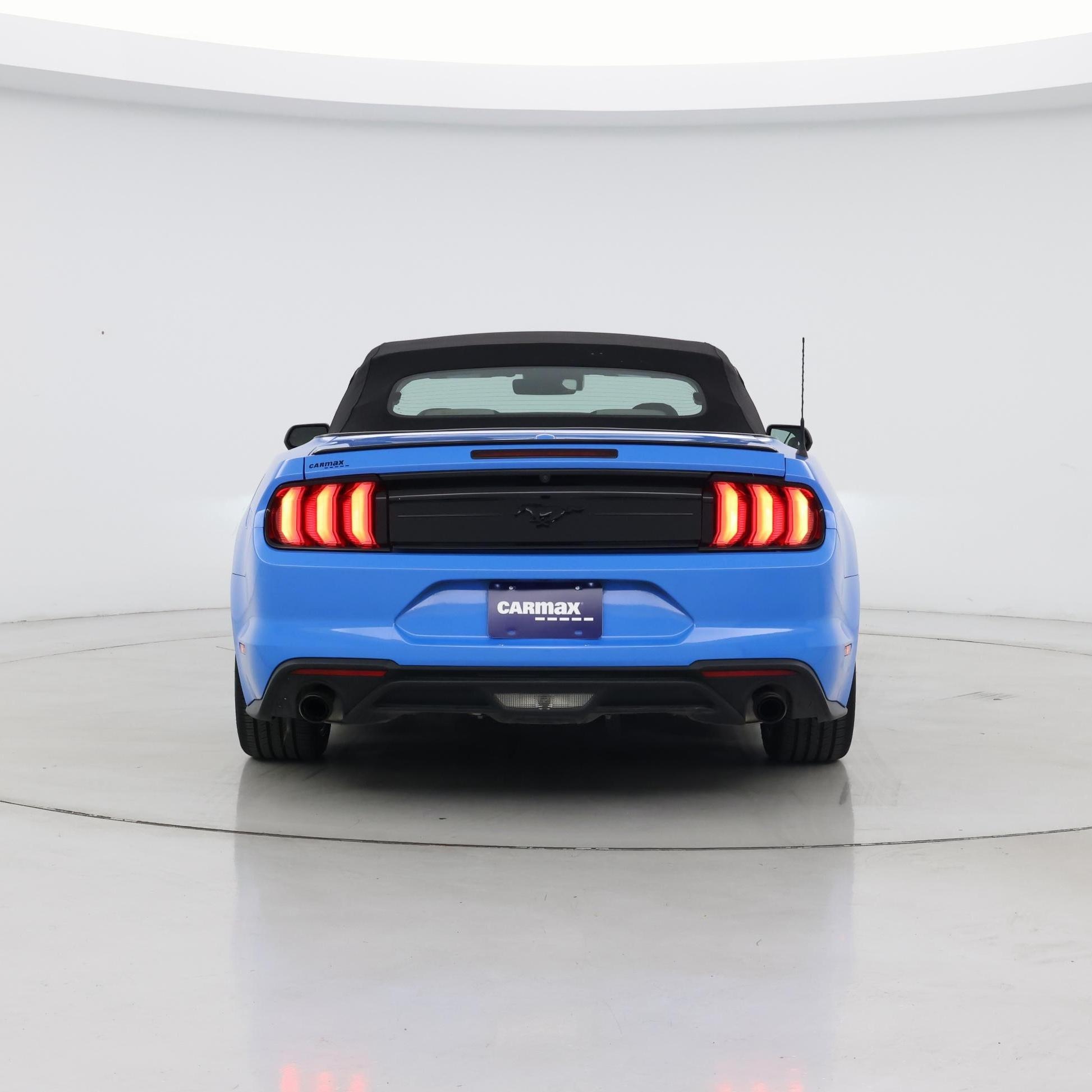Thumbnail: 2022 Ford Mustang - 6