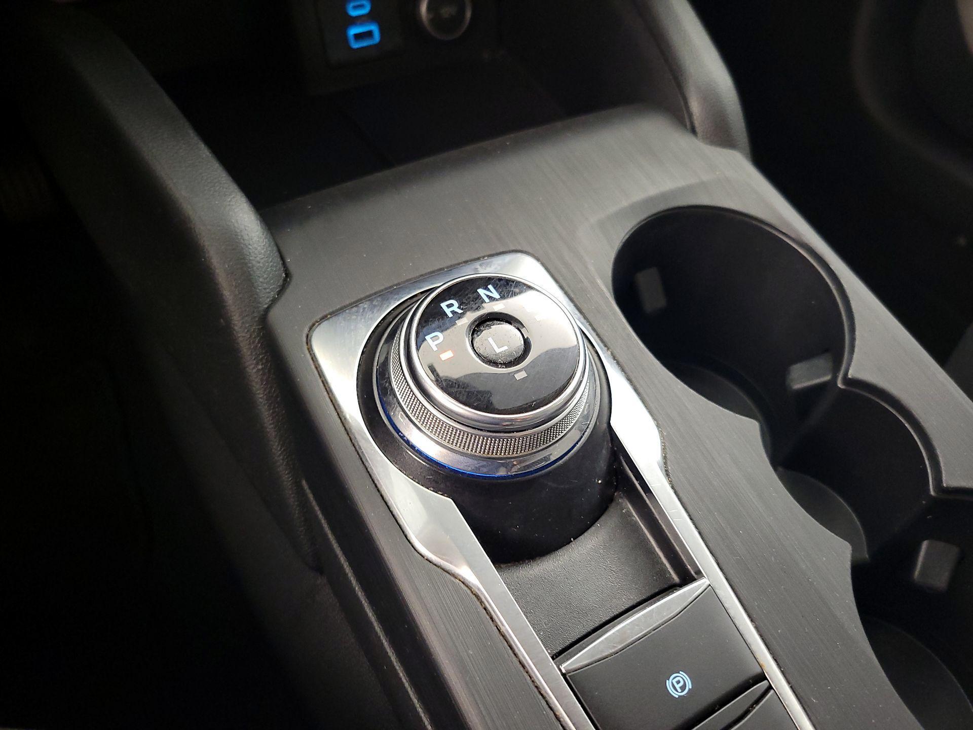 Thumbnail: 2020 Ford Escape - 17