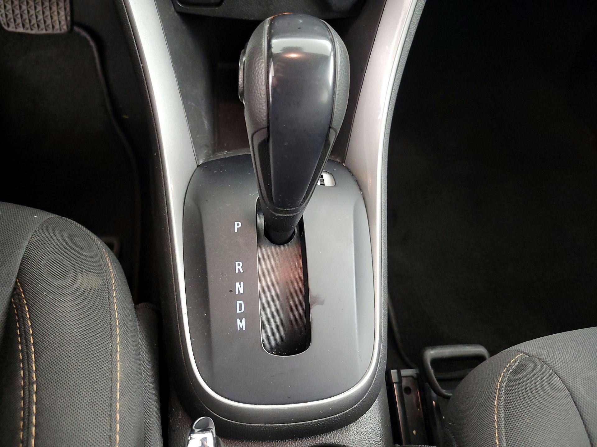 Thumbnail: 2022 Chevrolet Trax - 17