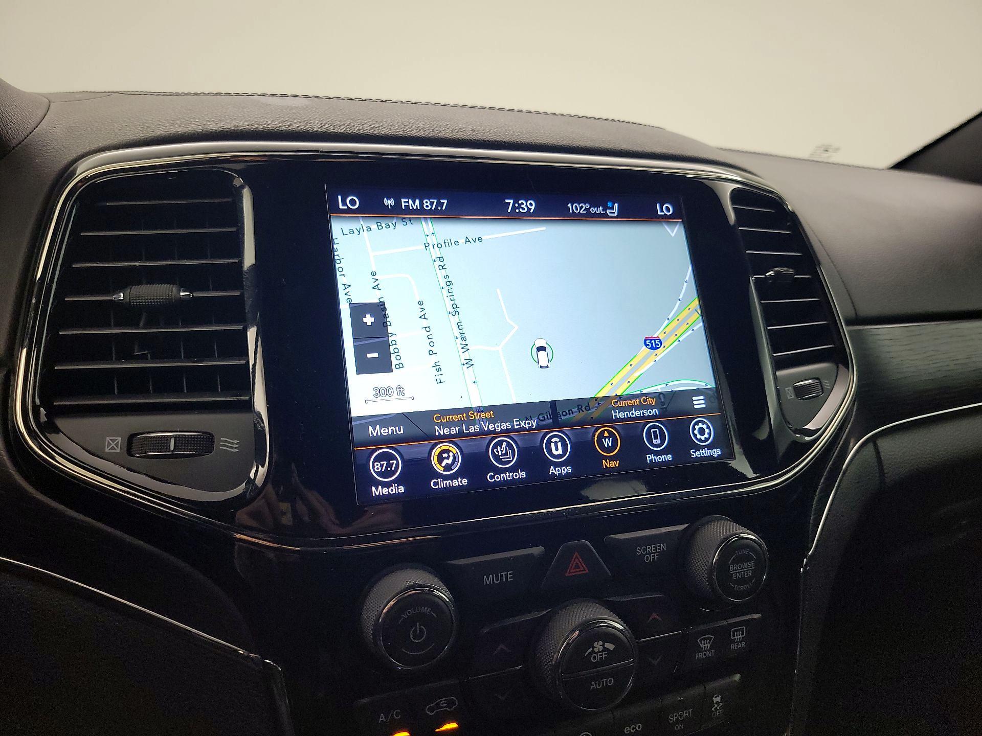 Thumbnail: 2021 Jeep Grand Cherokee - 14