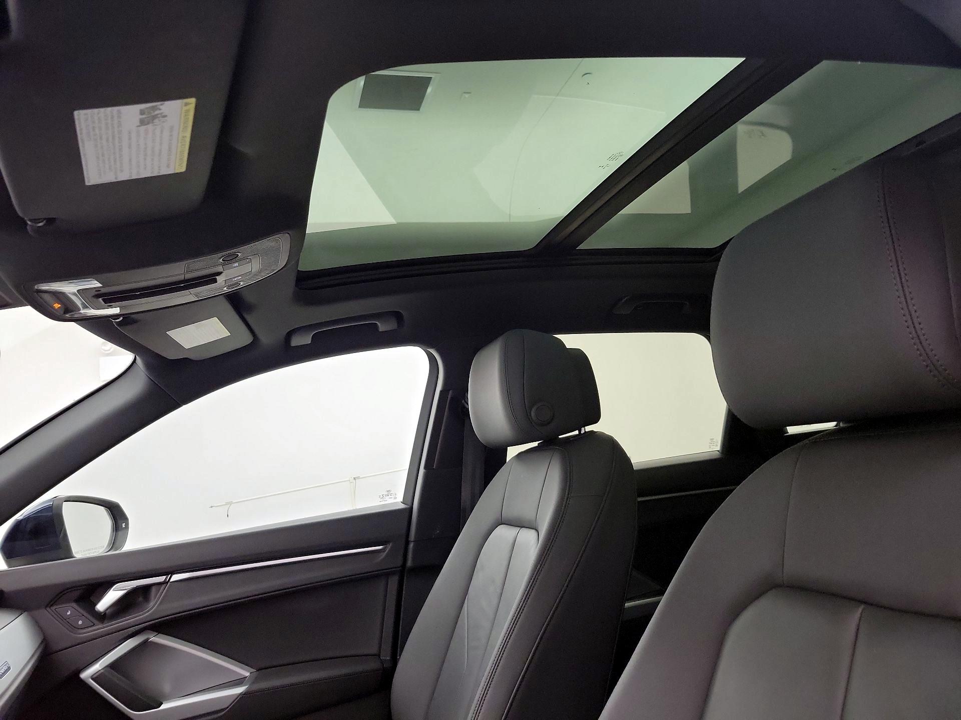 Thumbnail: 2020 Audi Q3 - 19