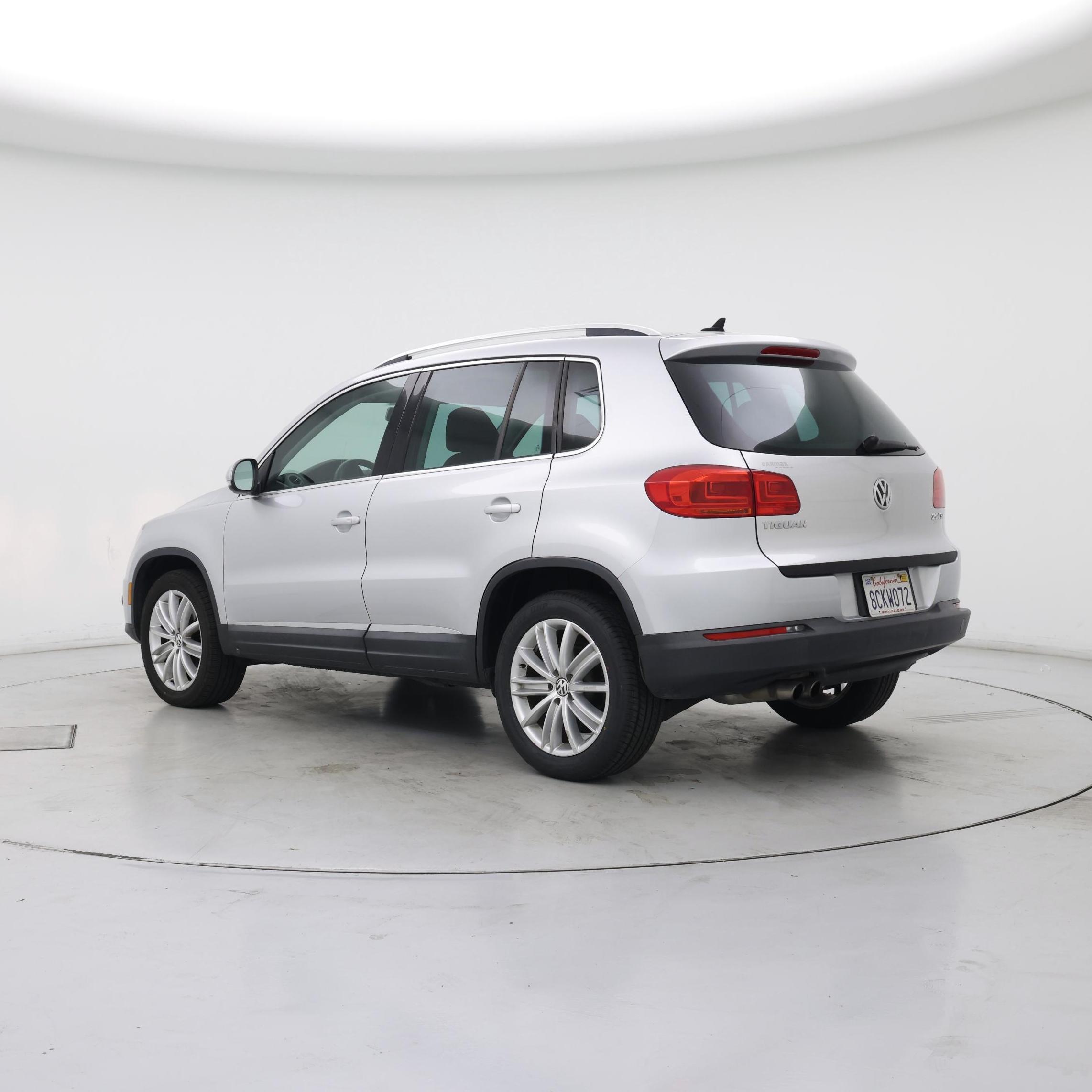Thumbnail: 2015 Volkswagen Tiguan - 2