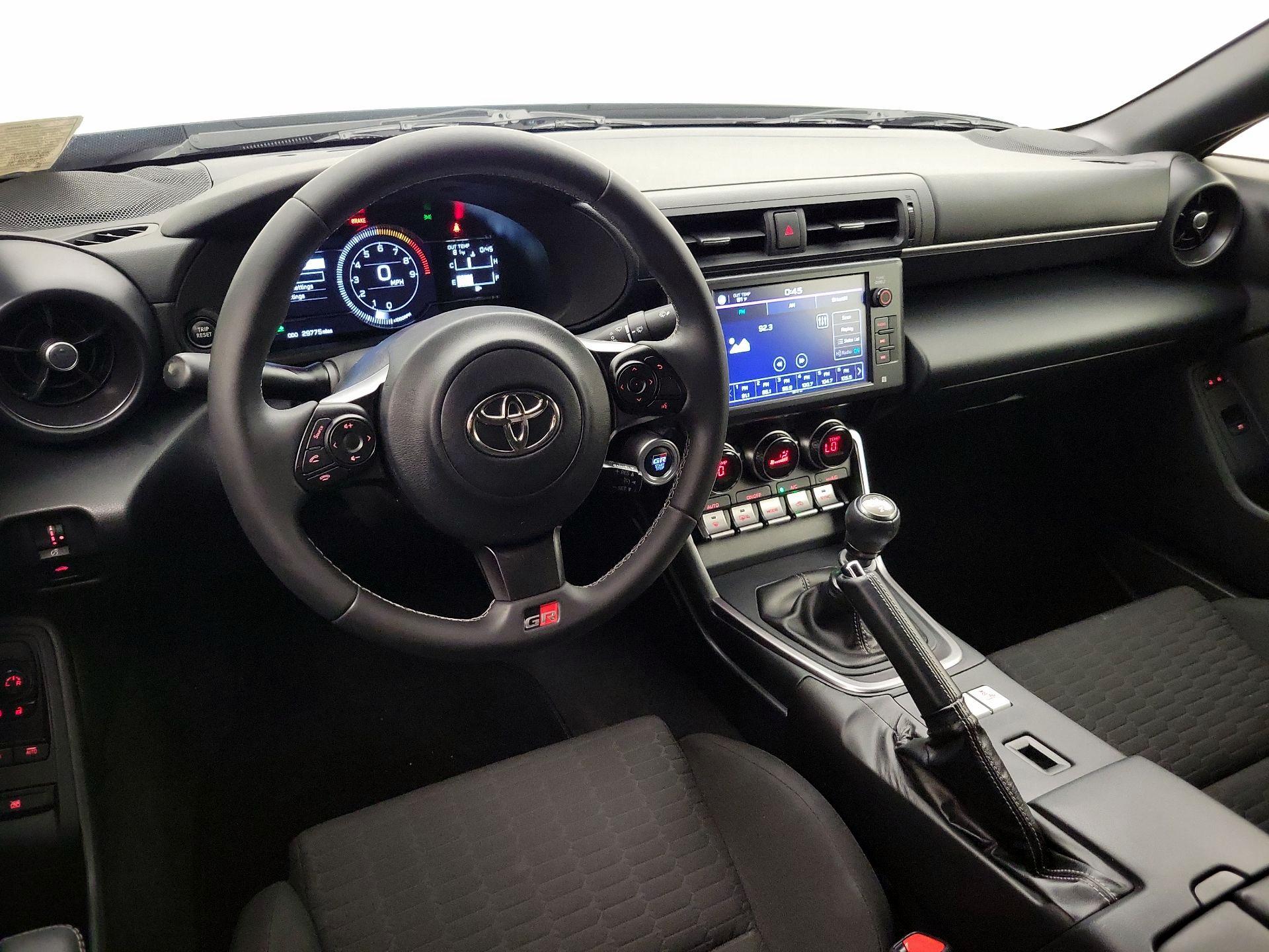 Thumbnail: 2023 Toyota GR86 - 9