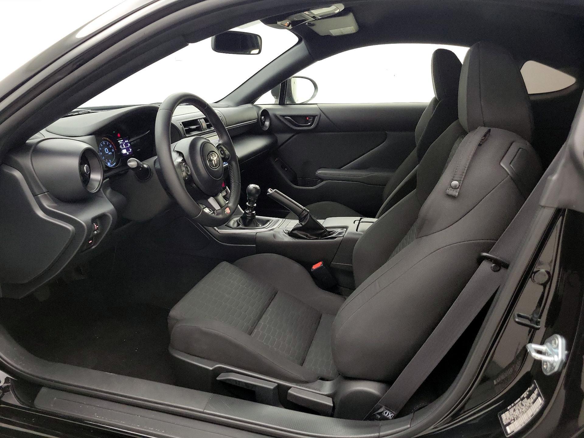 Thumbnail: 2023 Toyota GR86 - 11