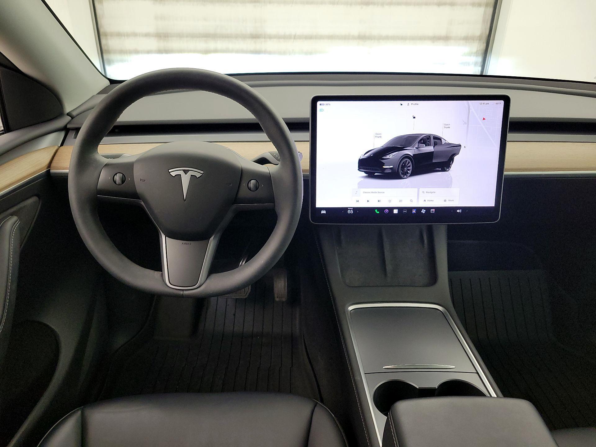 Thumbnail: 2023 Tesla Model Y - 9