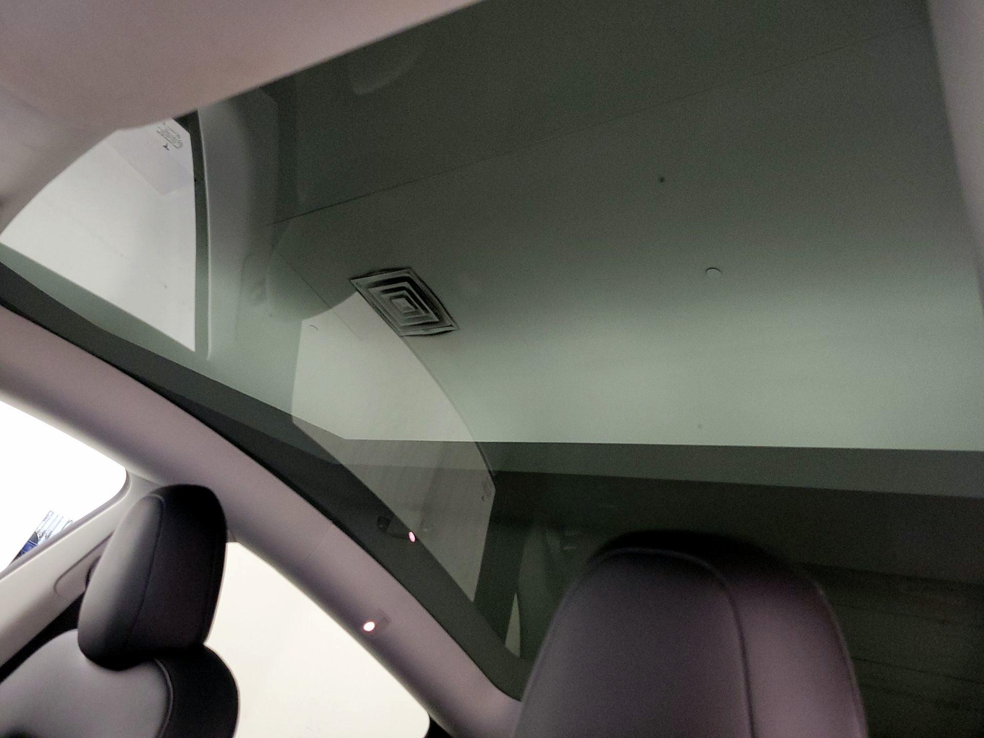 Thumbnail: 2023 Tesla Model Y - 18
