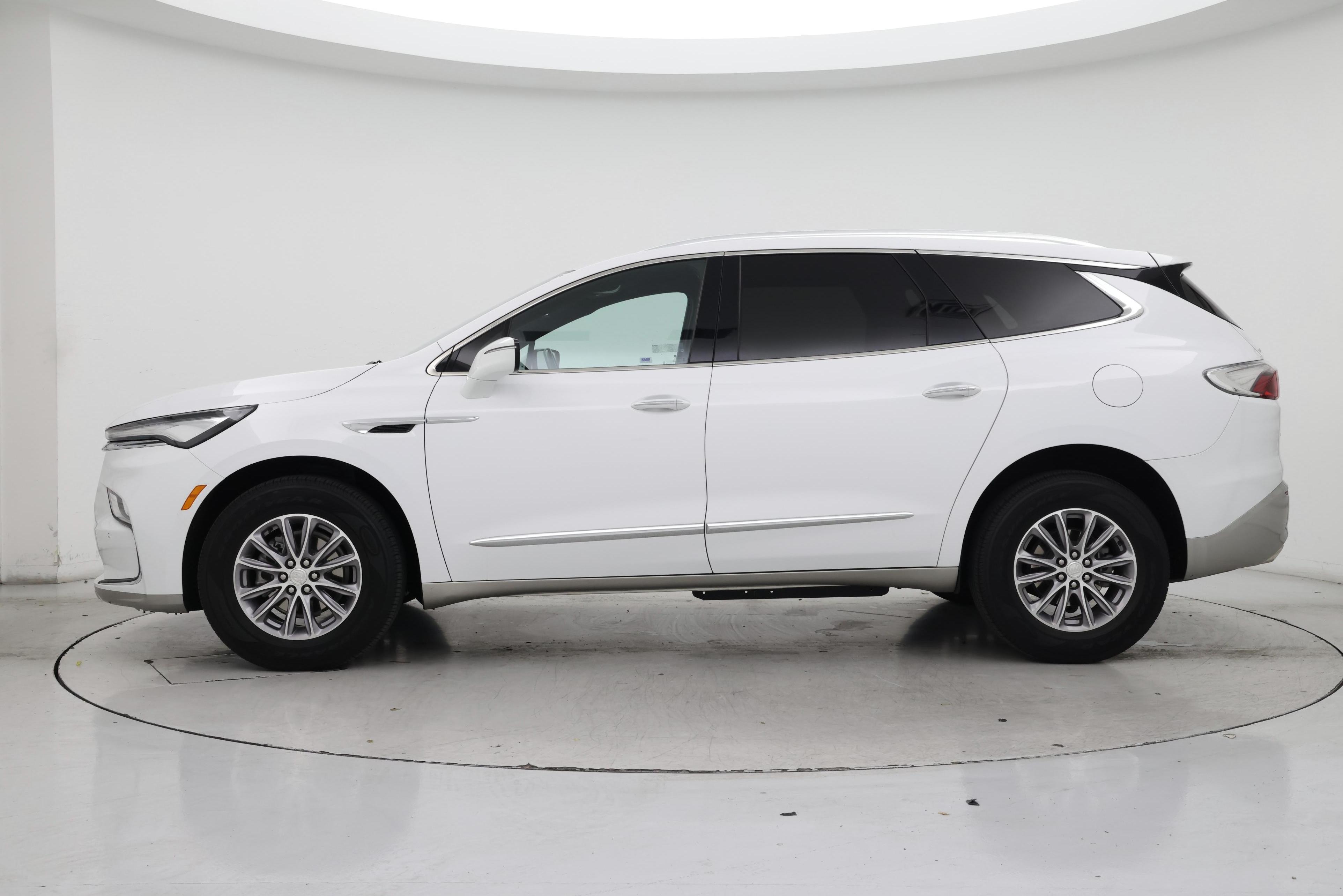 Thumbnail: 2022 Buick Enclave - 3