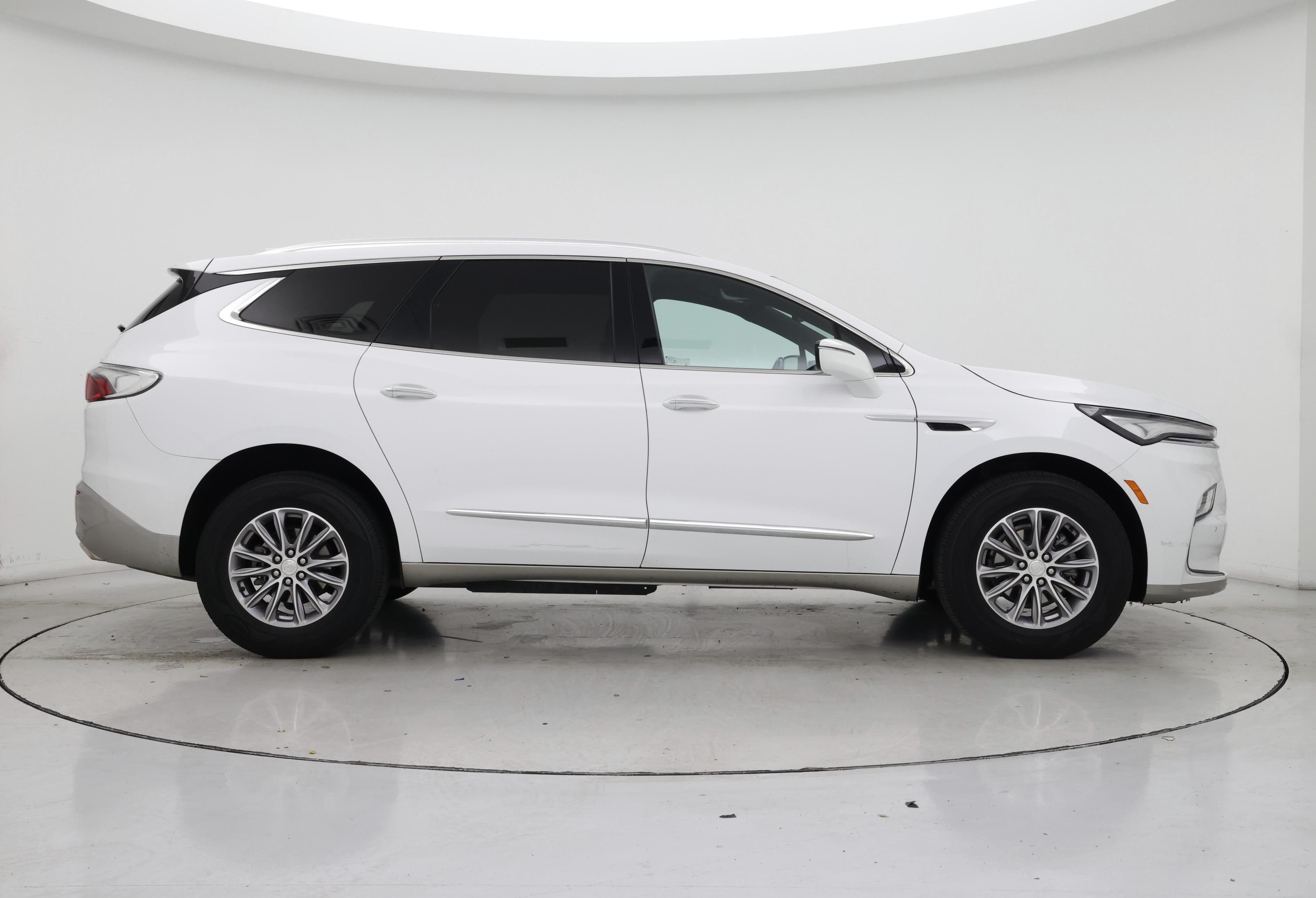 Thumbnail: 2022 Buick Enclave - 7