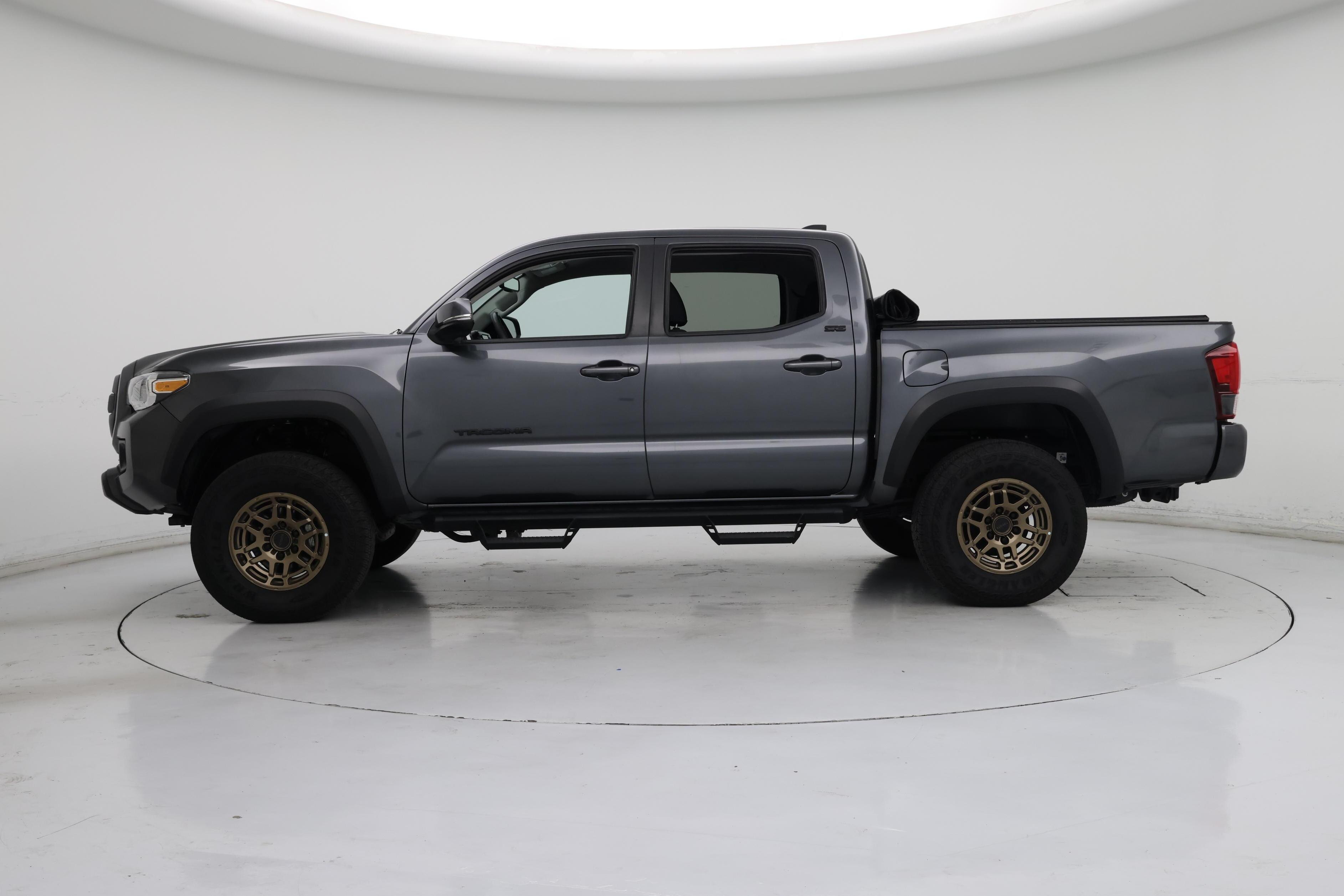 Thumbnail: 2023 Toyota Tacoma - 3