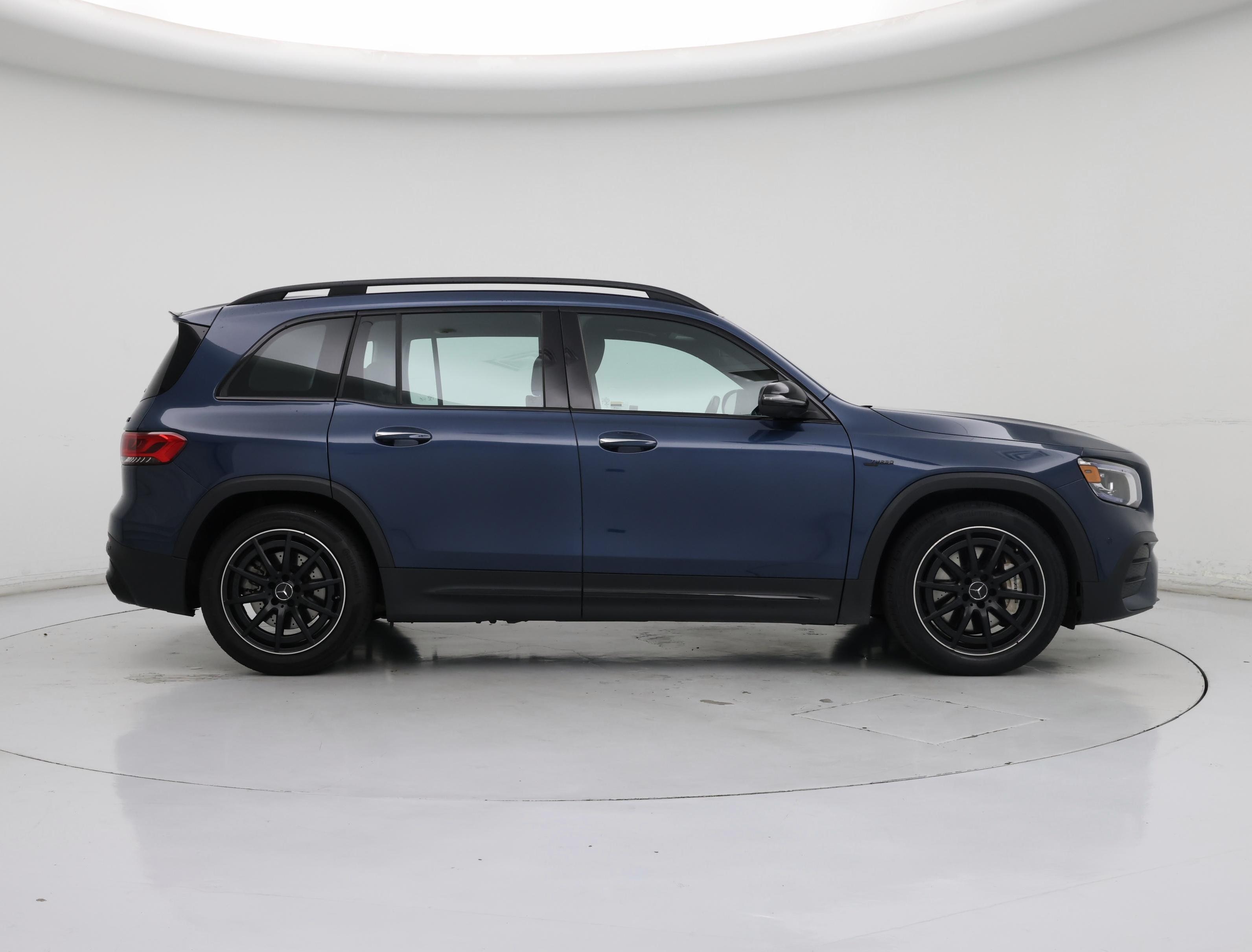 Thumbnail: 2022 Mercedes-Benz GLB - 7