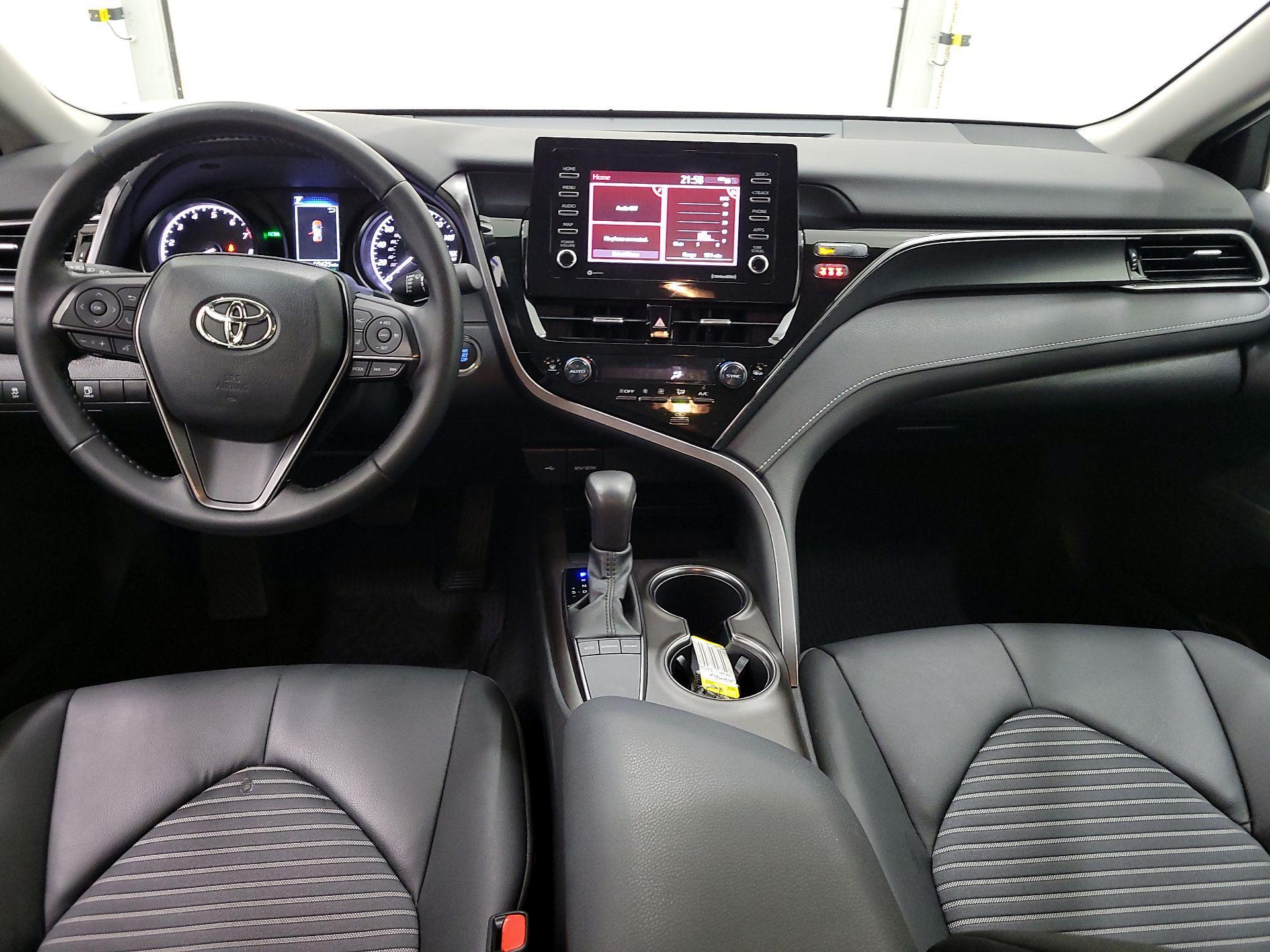 Thumbnail: 2023 Toyota Camry - 9