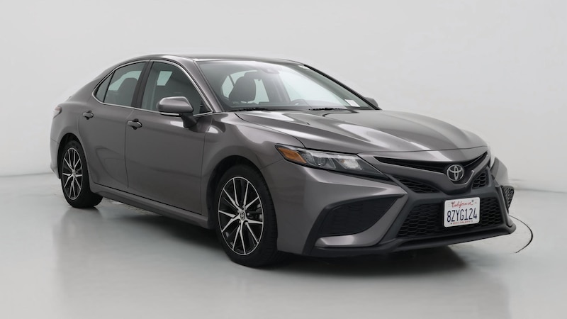 2022 Toyota Camry SE Hero Image