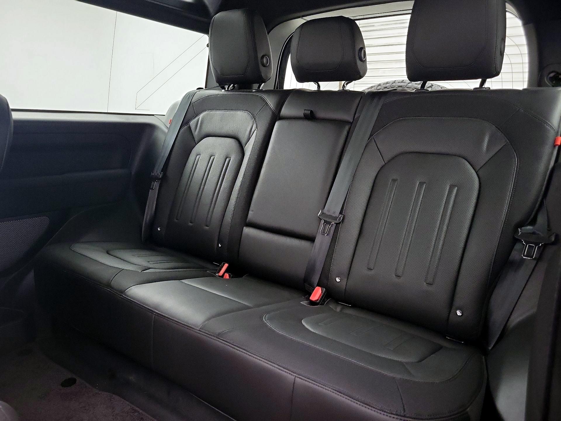 Thumbnail: 2021 Land Rover Defender - 20
