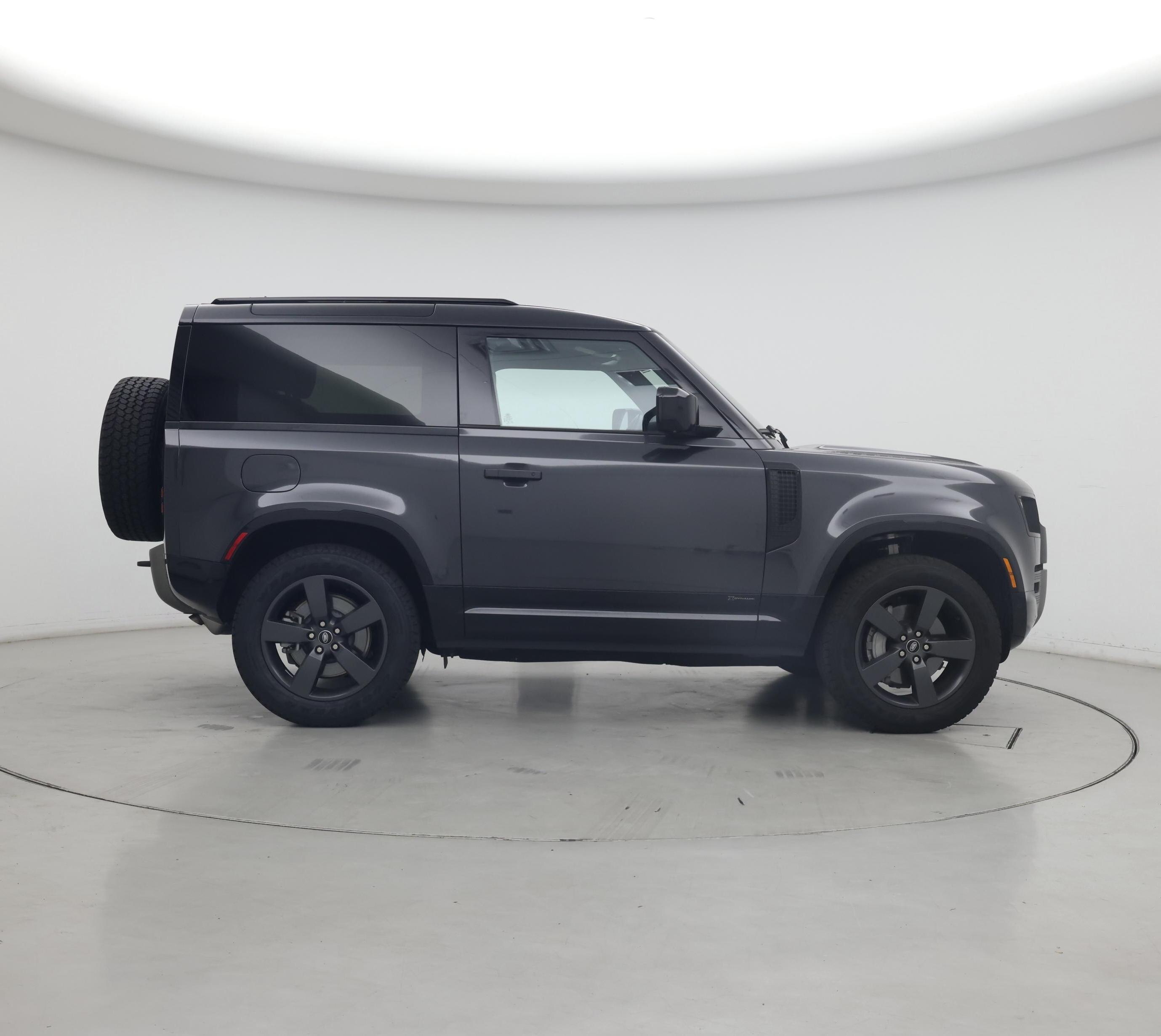 Thumbnail: 2021 Land Rover Defender - 7