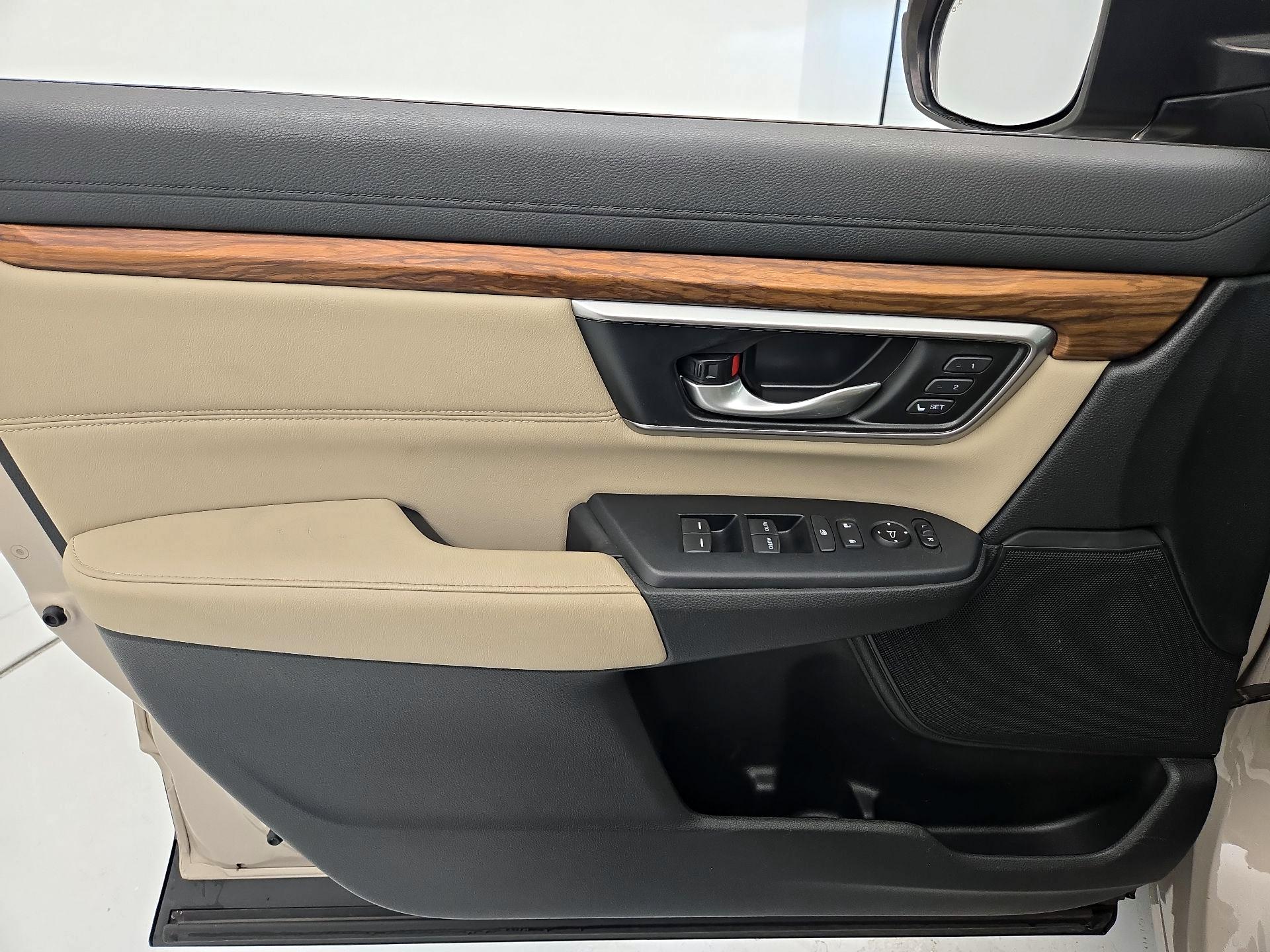 Thumbnail: 2019 Honda CR-V - 12