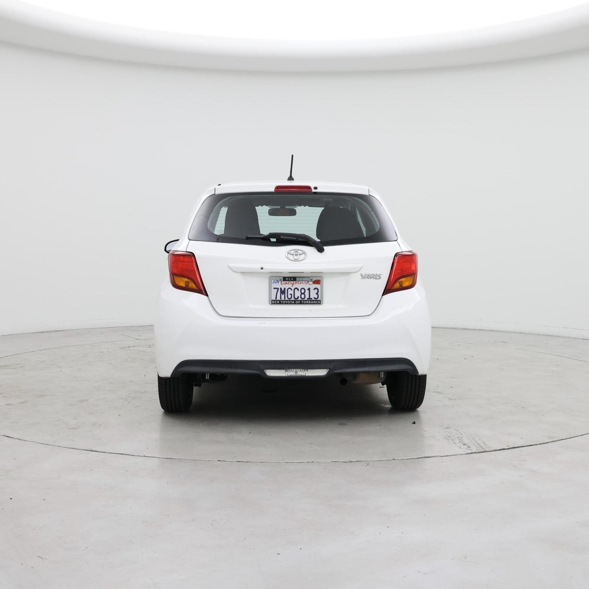 Thumbnail: 2015 Toyota Yaris - 6