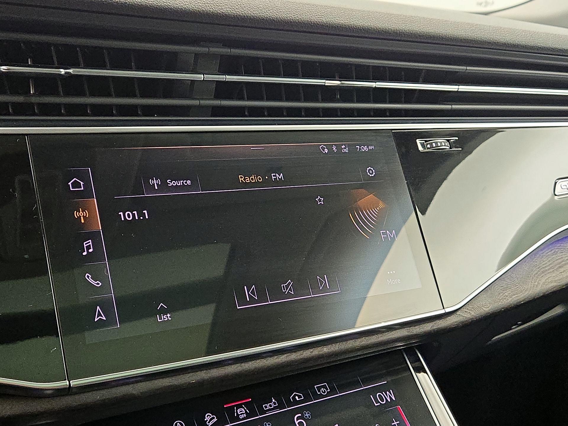 Thumbnail: 2019 Audi Q8 - 16