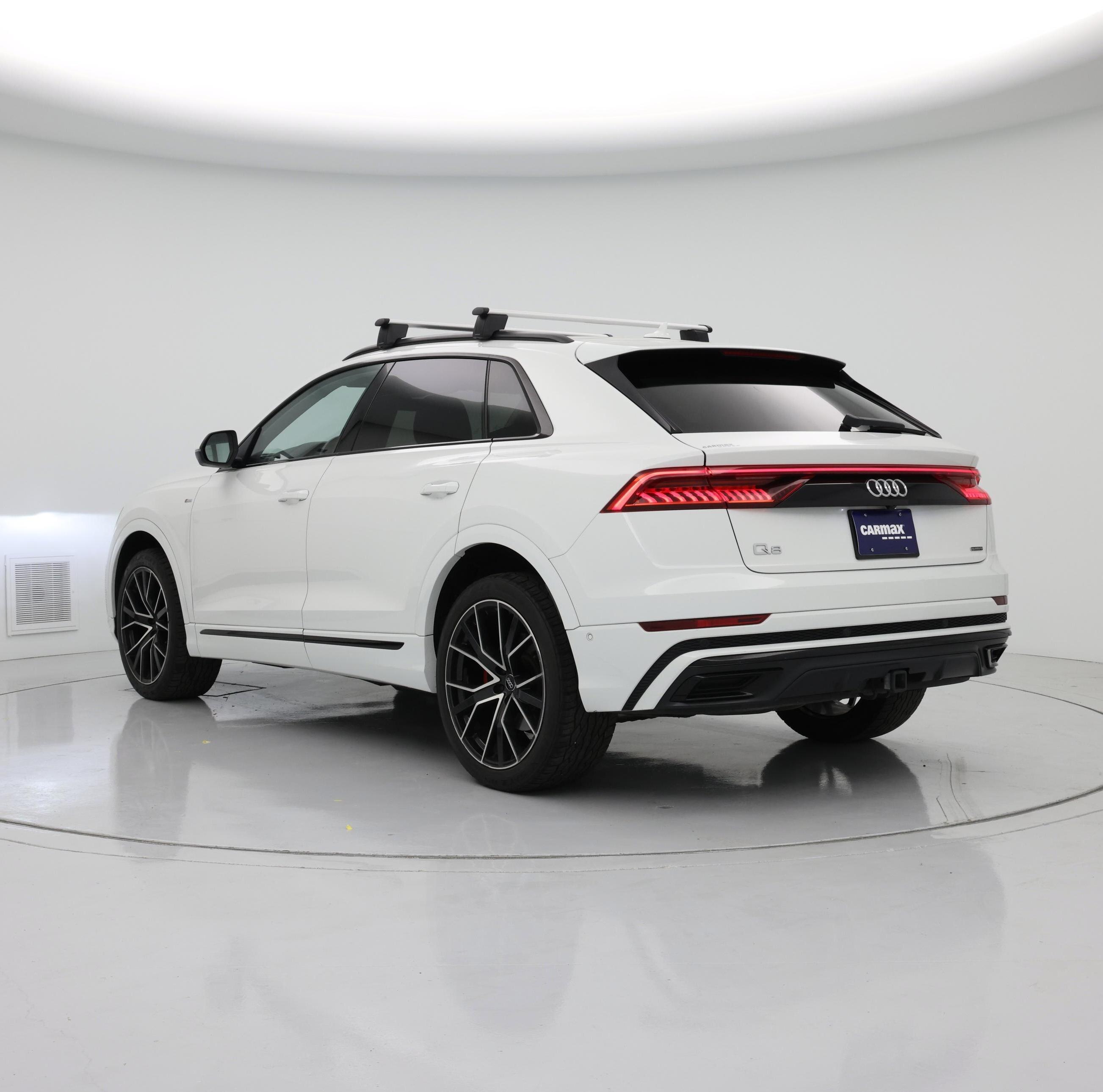 Thumbnail: 2019 Audi Q8 - 2