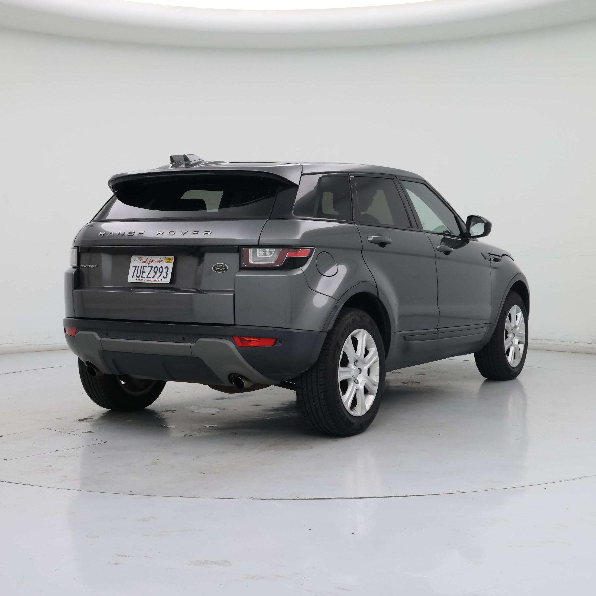 Thumbnail: 2017 Land Rover Range Rover Evoque - 8
