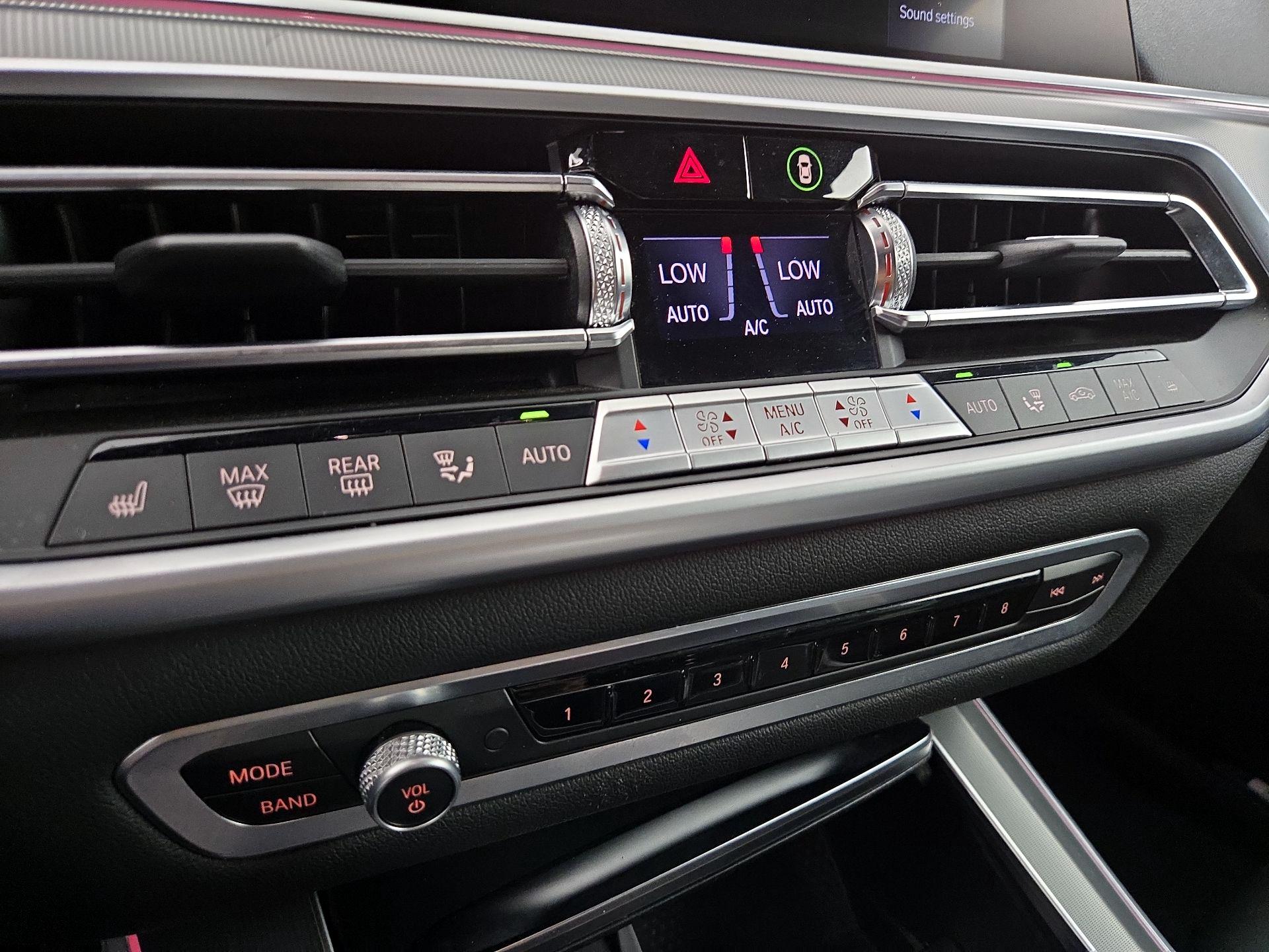 Thumbnail: 2022 BMW X5 - 17