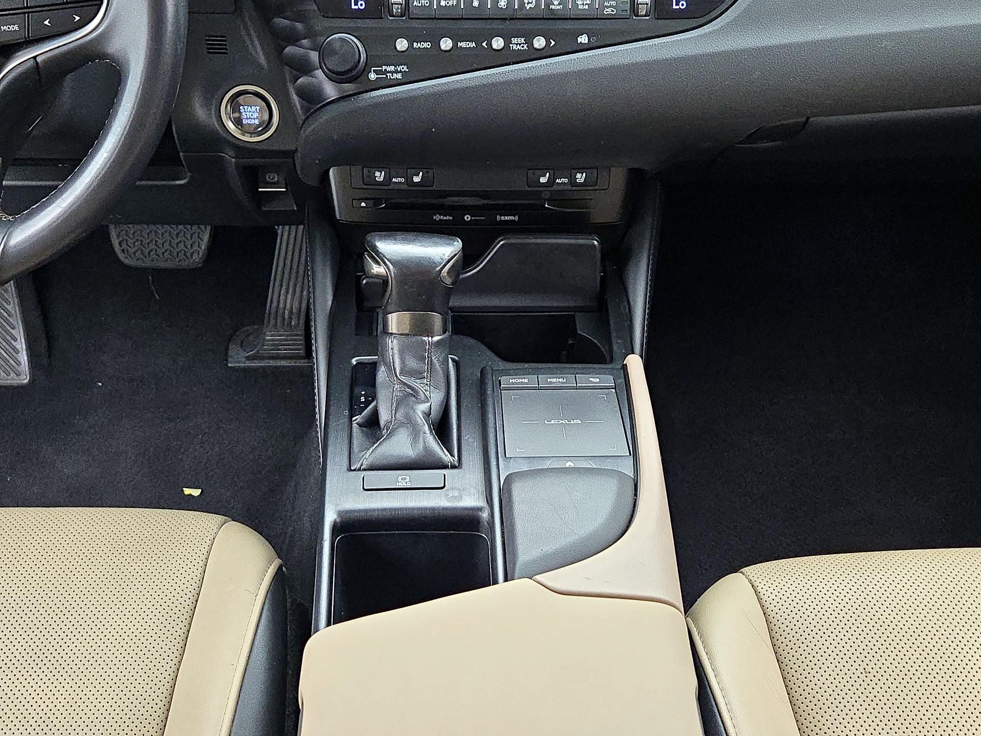 Thumbnail: 2019 Lexus ES - 17
