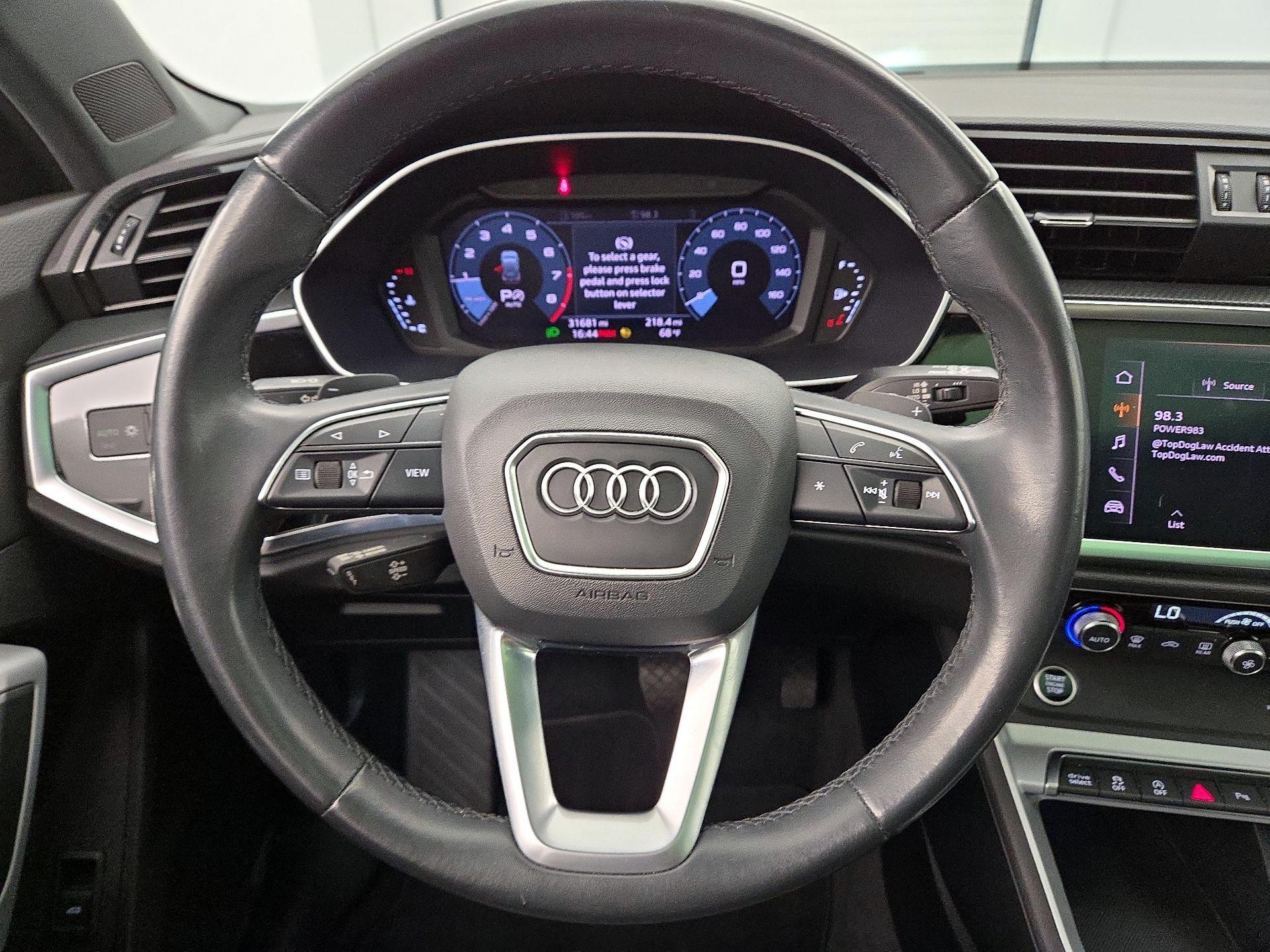 Thumbnail: 2021 Audi Q3 - 10