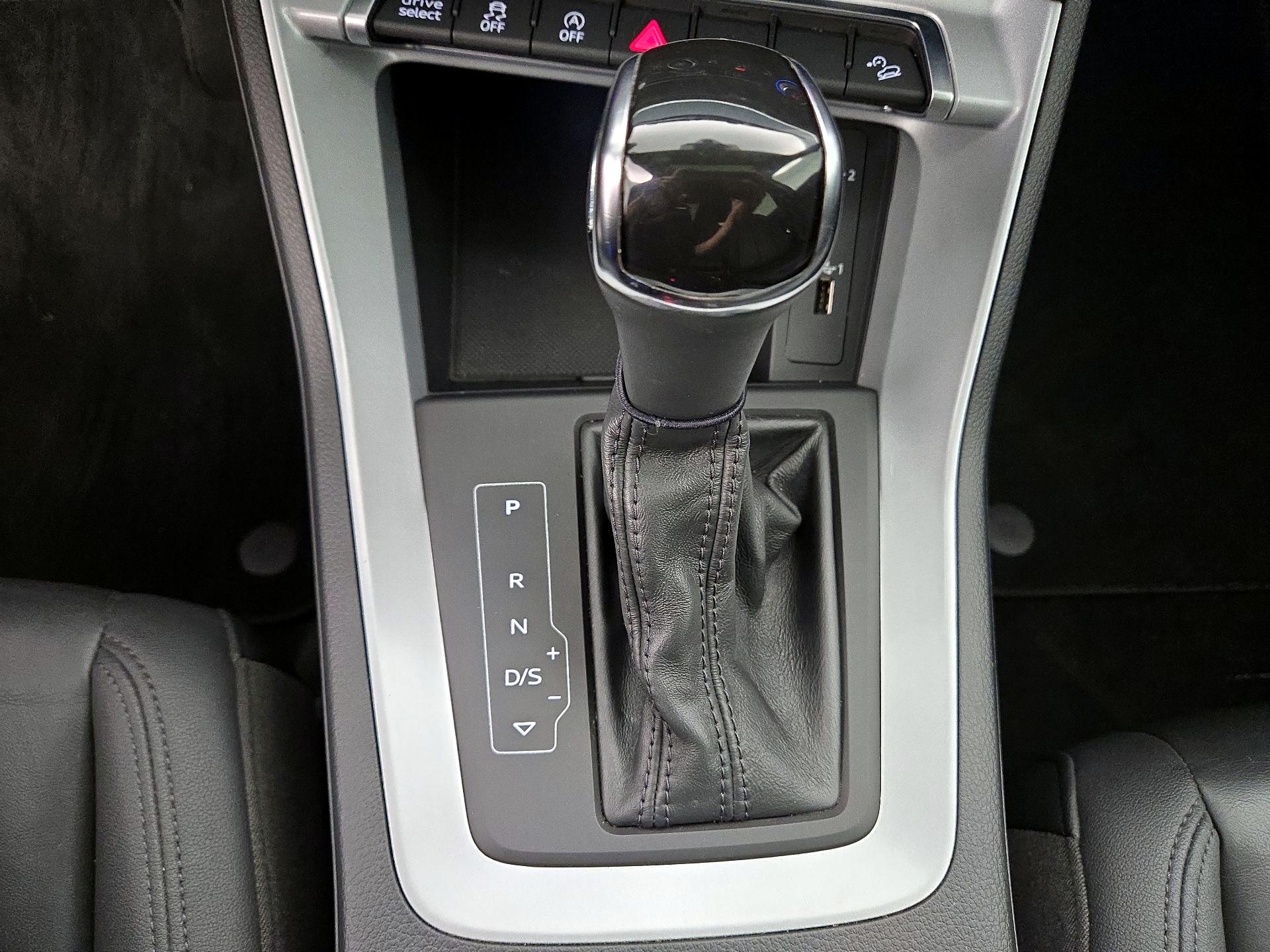 Thumbnail: 2021 Audi Q3 - 17