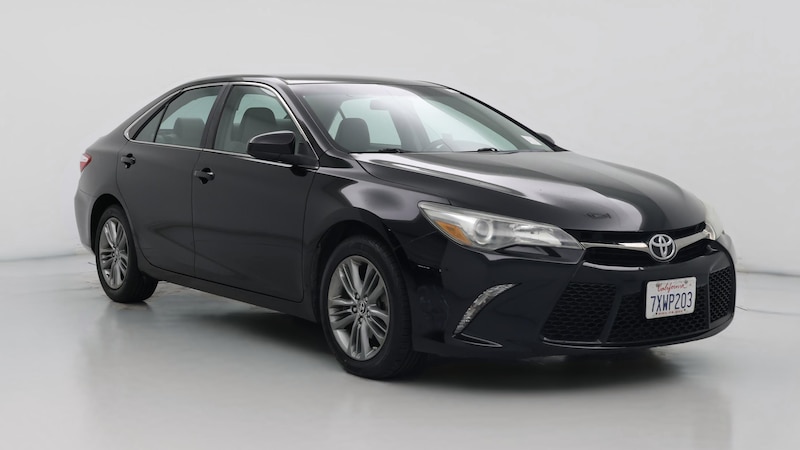 2015 Toyota Camry SE Hero Image