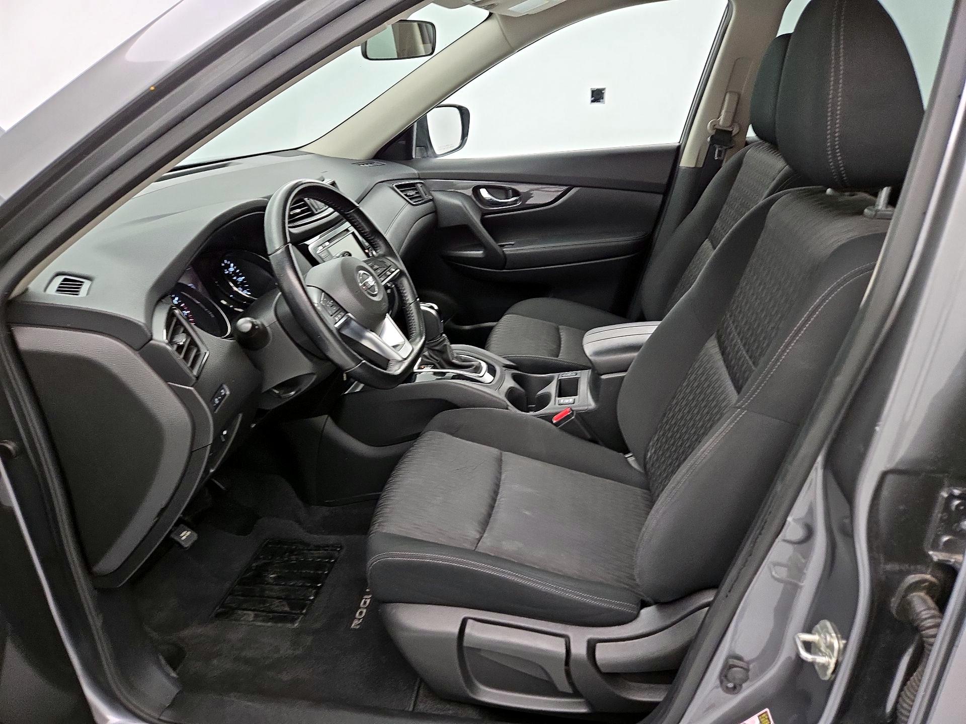 Thumbnail: 2020 Nissan Rogue - 11