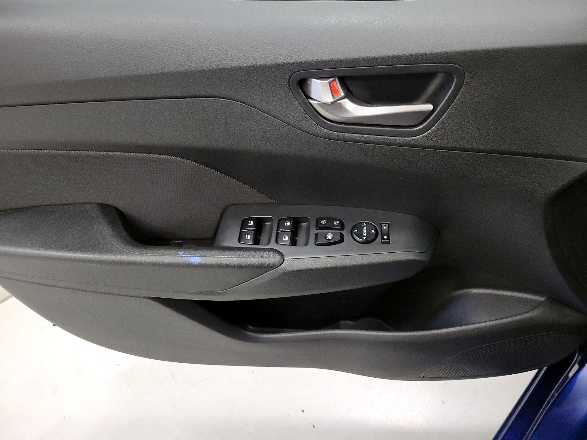 Thumbnail: 2019 Hyundai Accent - 12