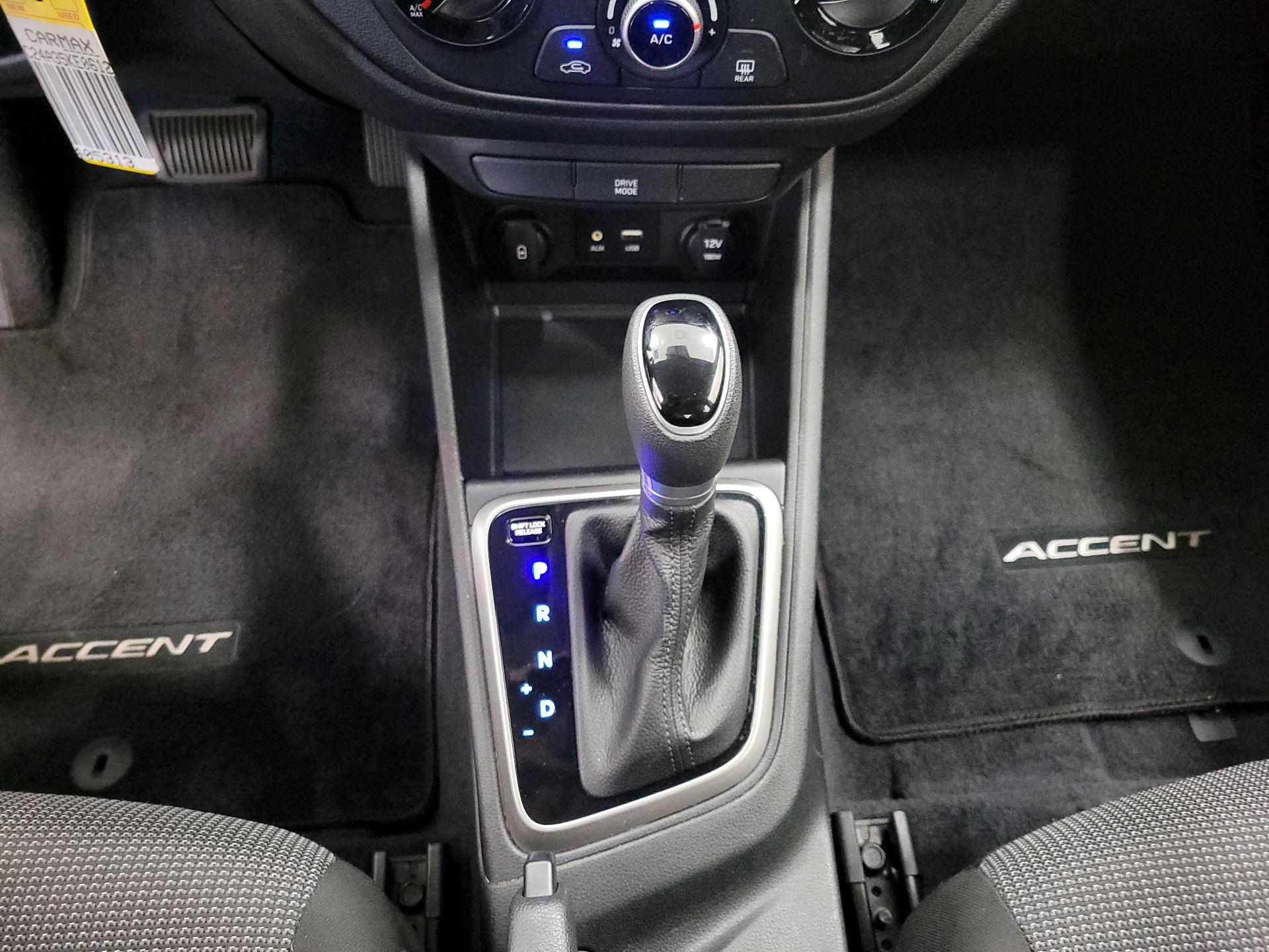 Thumbnail: 2019 Hyundai Accent - 17