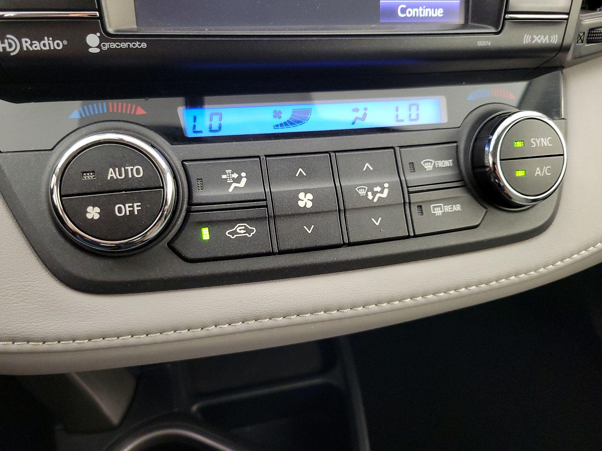 Thumbnail: 2016 Toyota RAV4 - 17