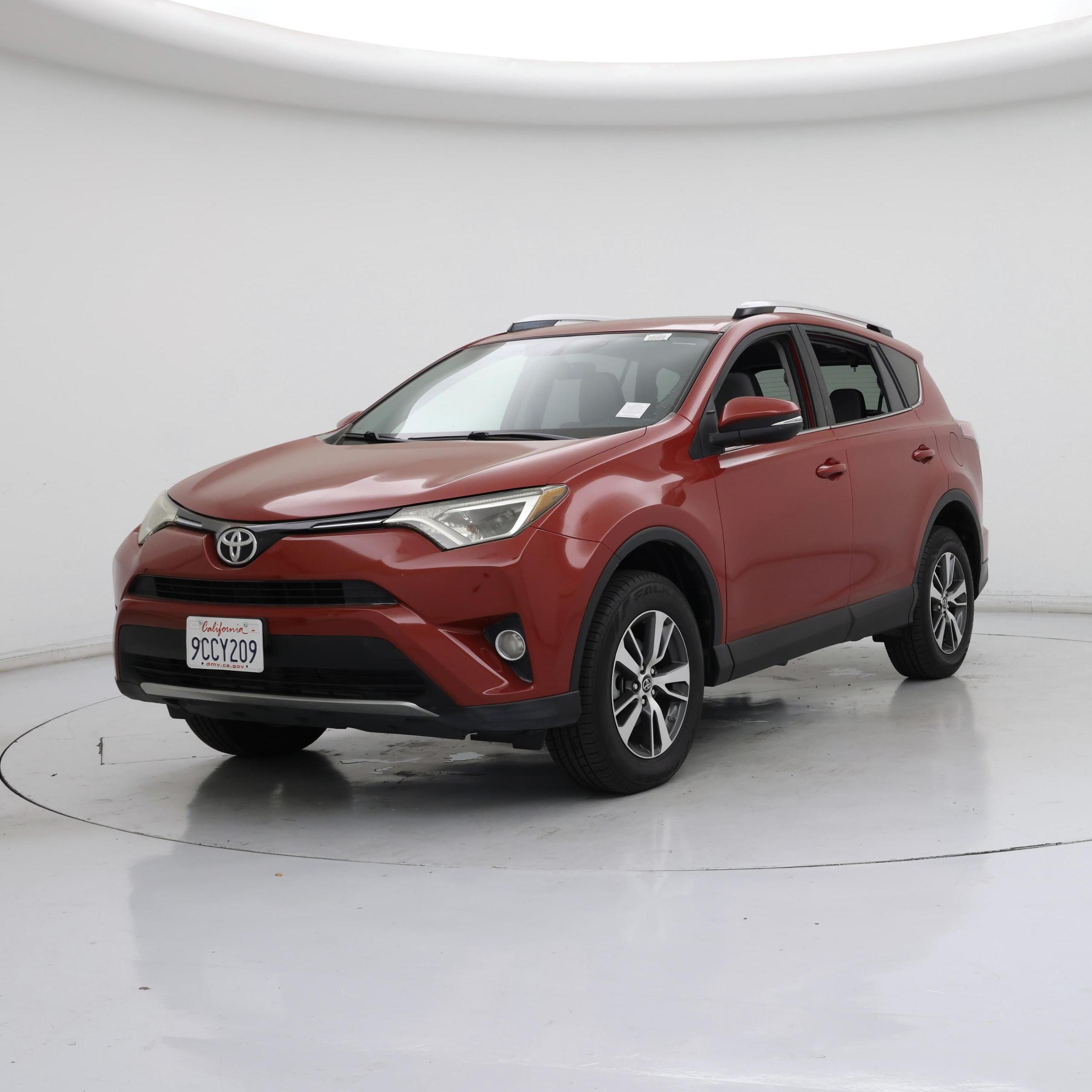 Thumbnail: 2016 Toyota RAV4 - 4