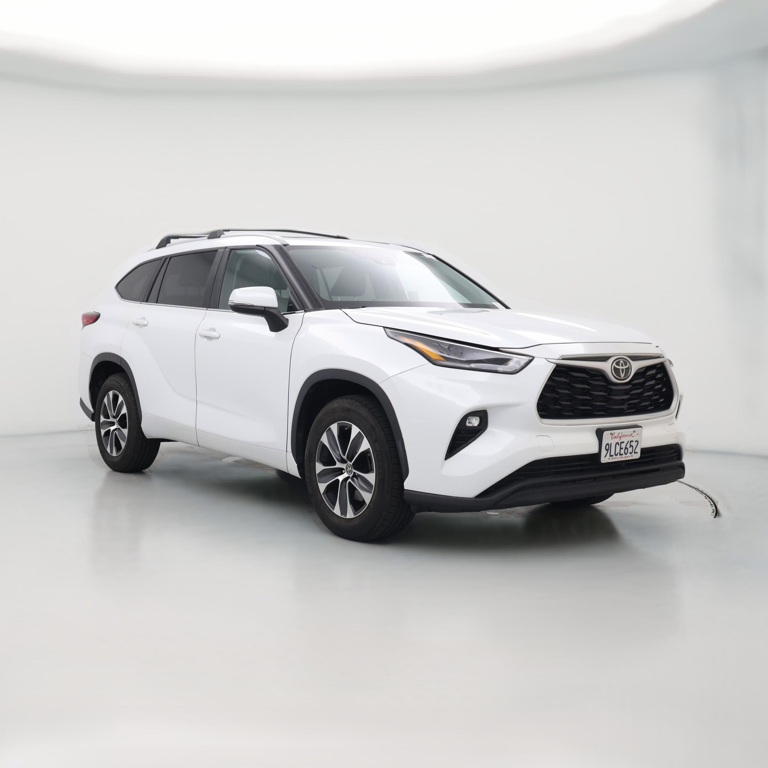 Thumbnail: 2023 Toyota Highlander - 1